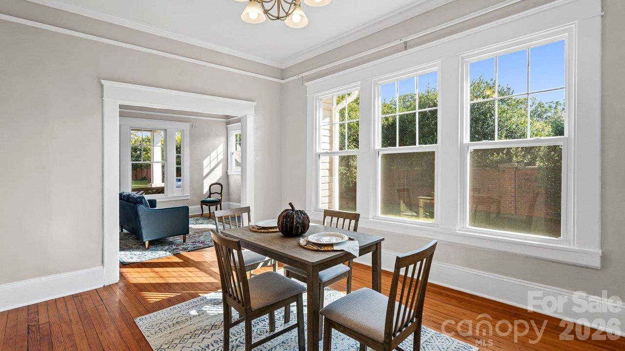 Single Family Residence at 605 Oakland Avenue, Charlotte, photo 11 of 24