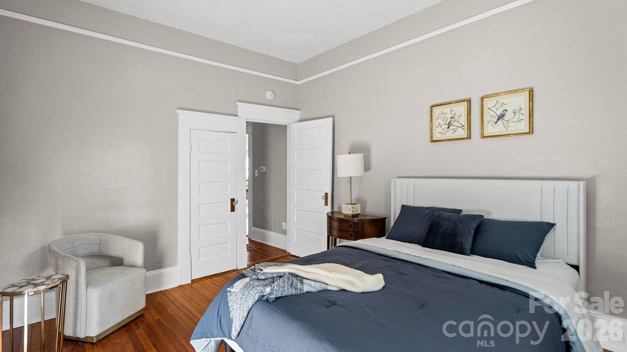 Single Family Residence at 605 Oakland Avenue, Charlotte, photo 18 of 24