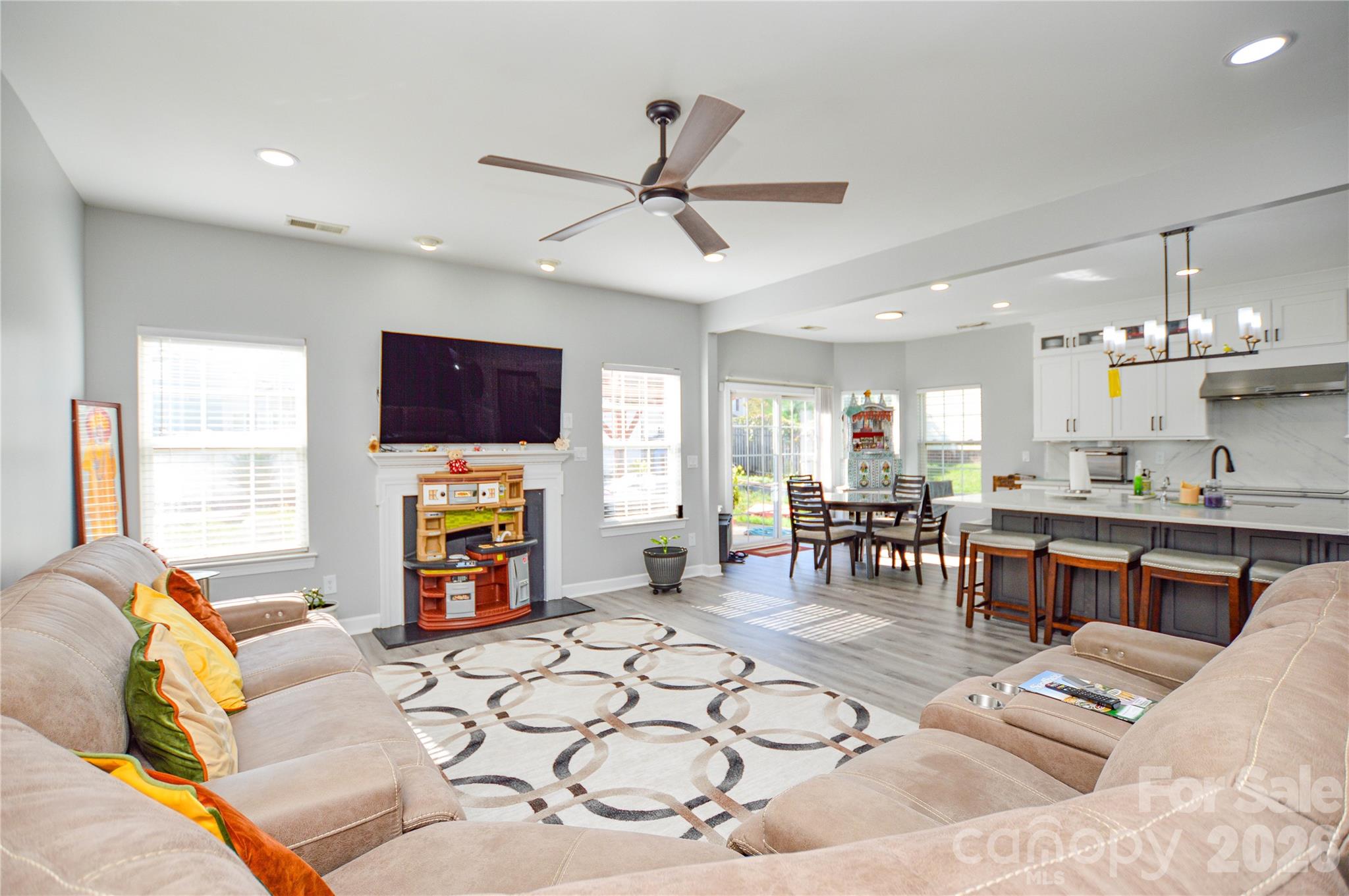 Family Room - 2872 Watercrest Drive NW, Concord