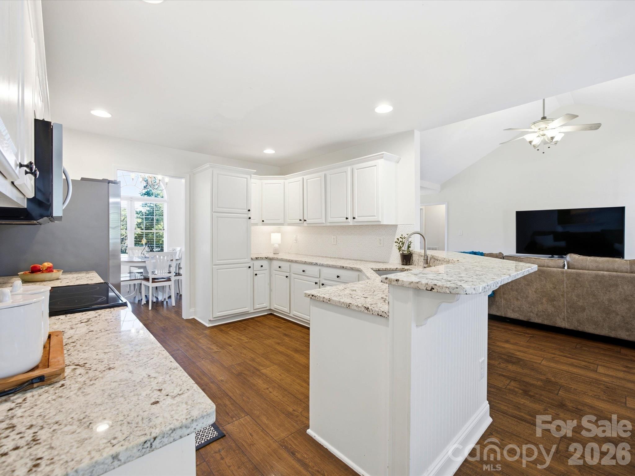 Single Family Residence at 5100 Basswood Drive, Concord, photo 10 of 33