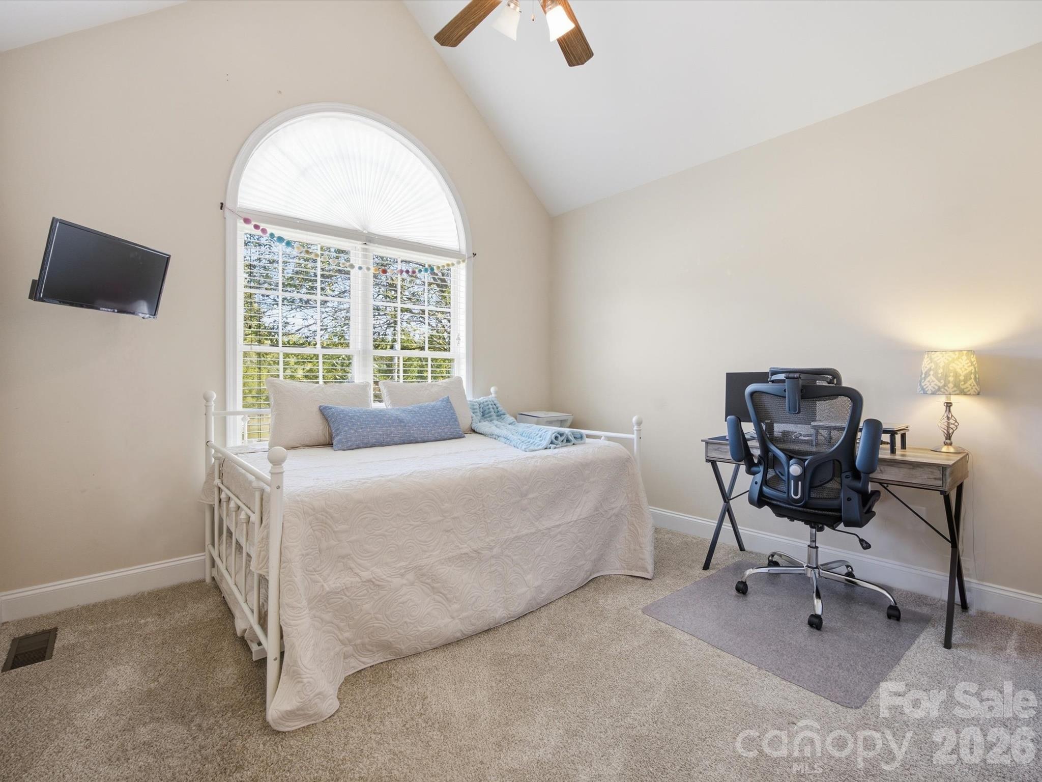 Single Family Residence at 5100 Basswood Drive, Concord, photo 22 of 33