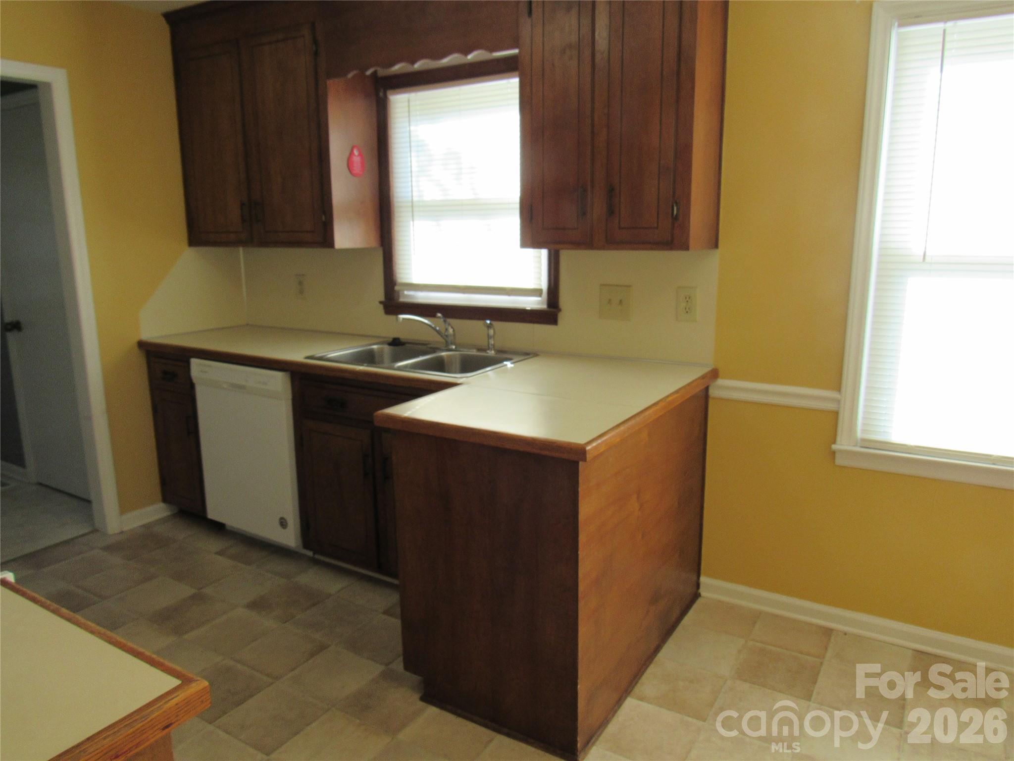 Townhouse at 104 Neely Court, Rock Hill, photo 18 of 37