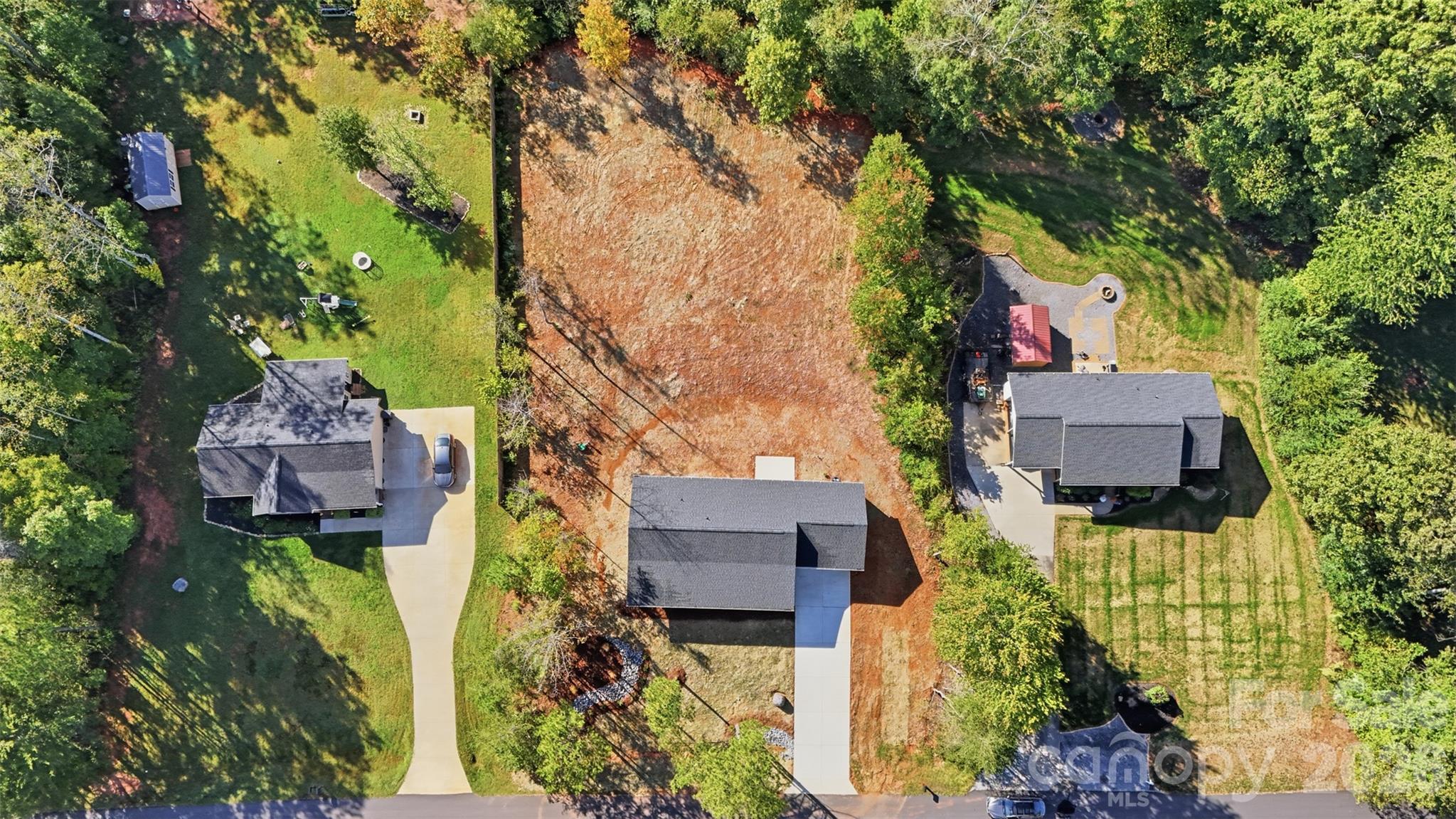 Single Family Residence at 2935 Heavners Farm Court, Lincolnton, photo 4 of 25
