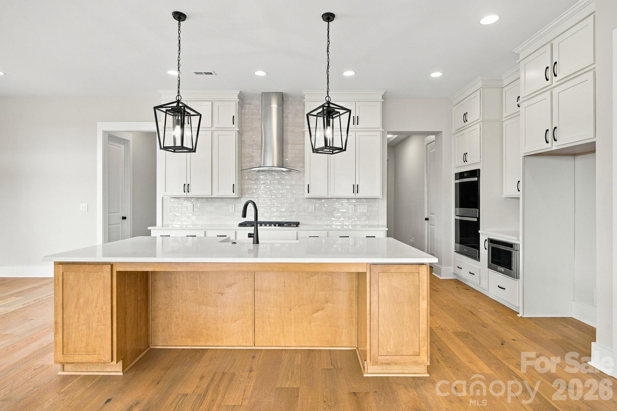 Single Family Residence at 4178 Millstream Road, Denver, photo 15 of 46