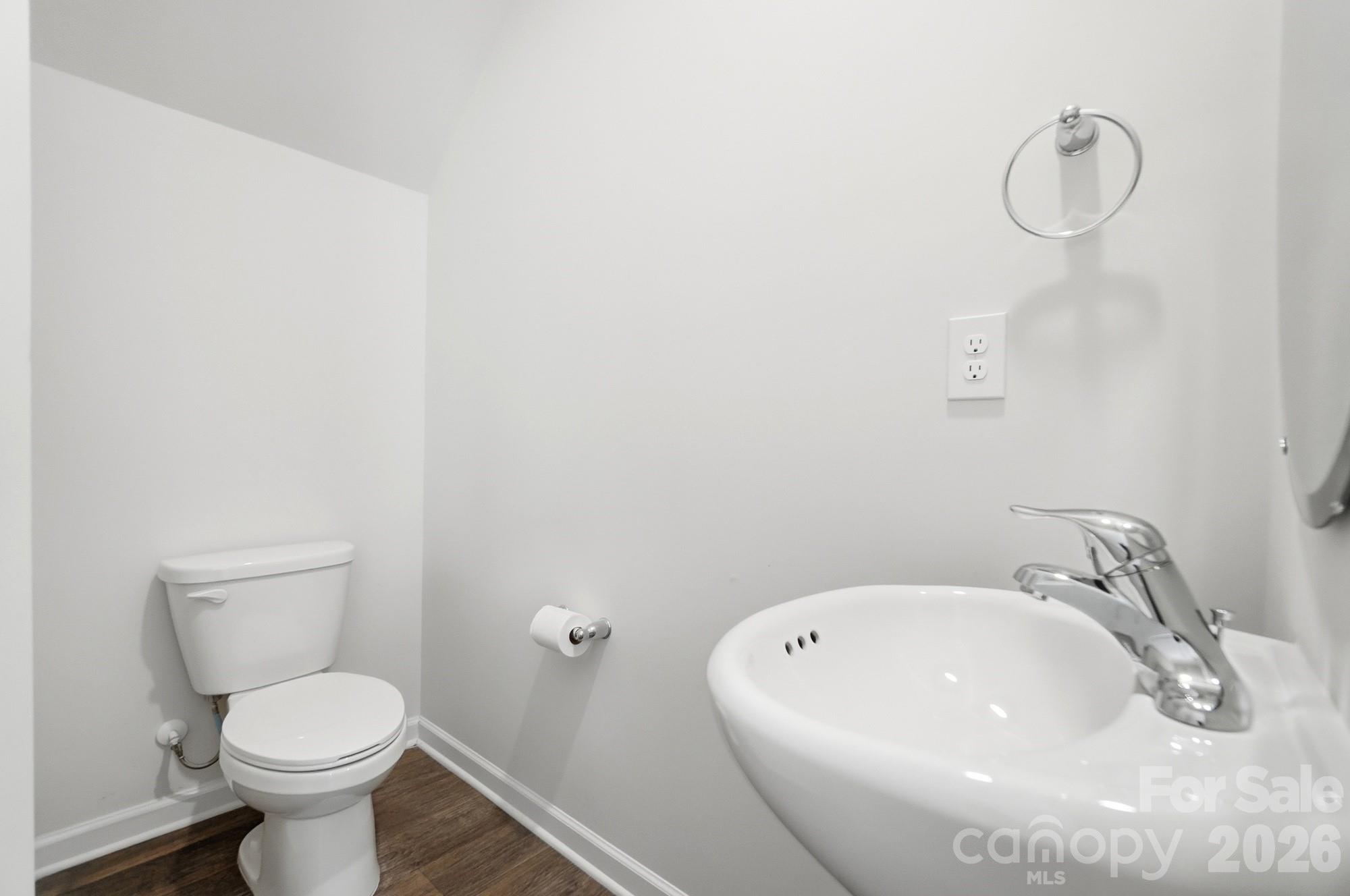 Townhouse at 179 Court House Avenue, York, photo 13 of 24