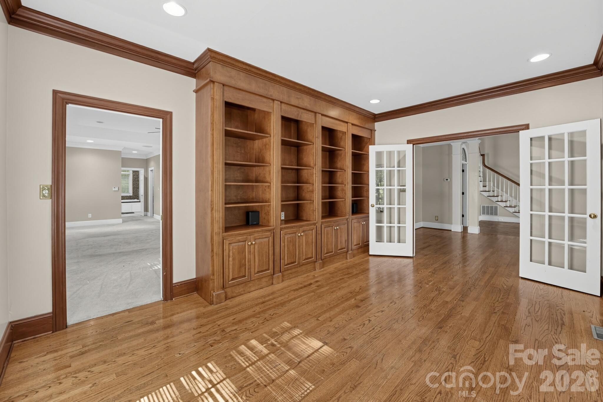 Single Family Residence at 1933 Tara Trail, Lancaster, photo 17 of 48