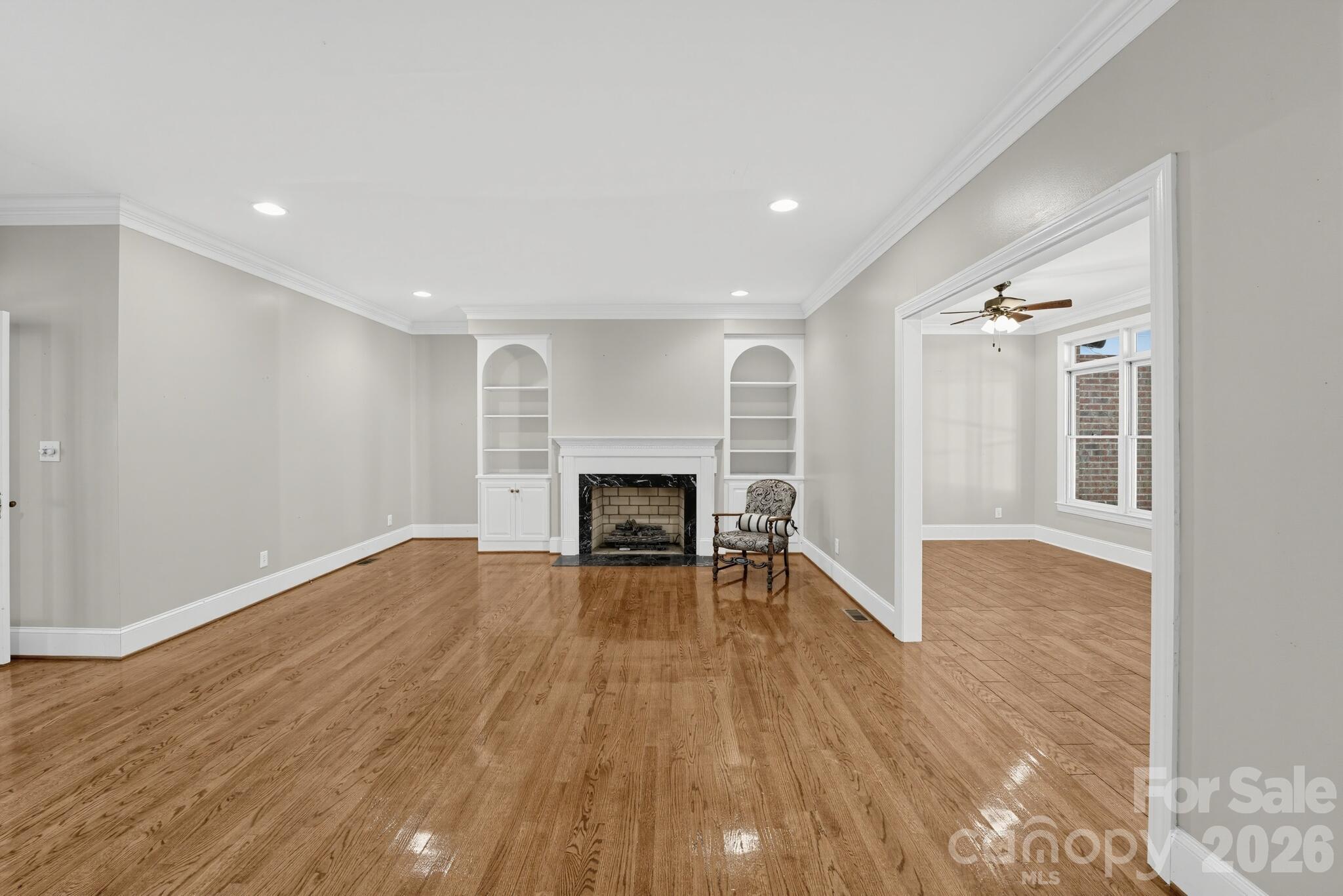 Single Family Residence at 1933 Tara Trail, Lancaster, photo 20 of 48