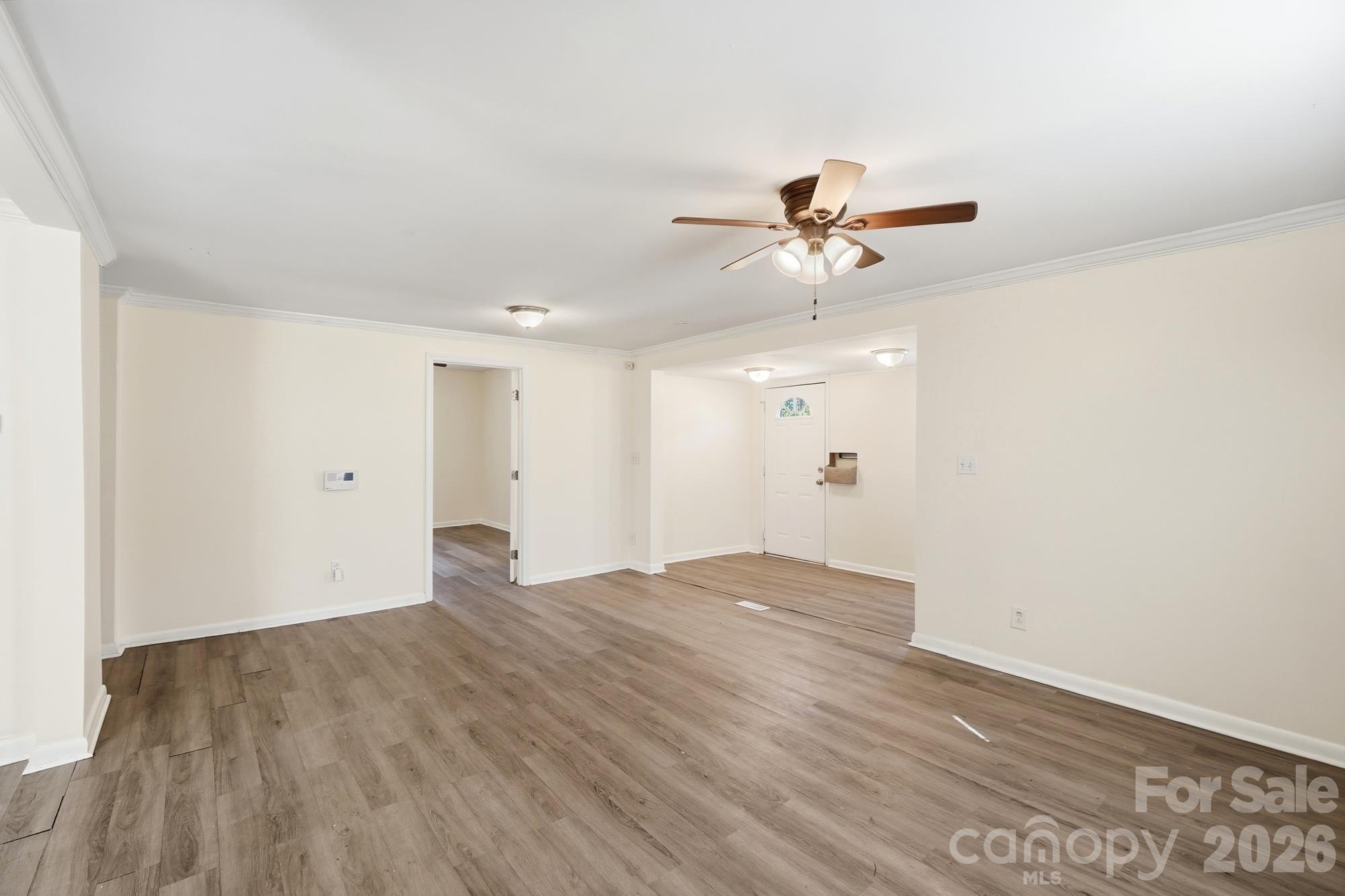 Single Family Residence at 938 E White Street, Rock Hill, photo 5 of 13