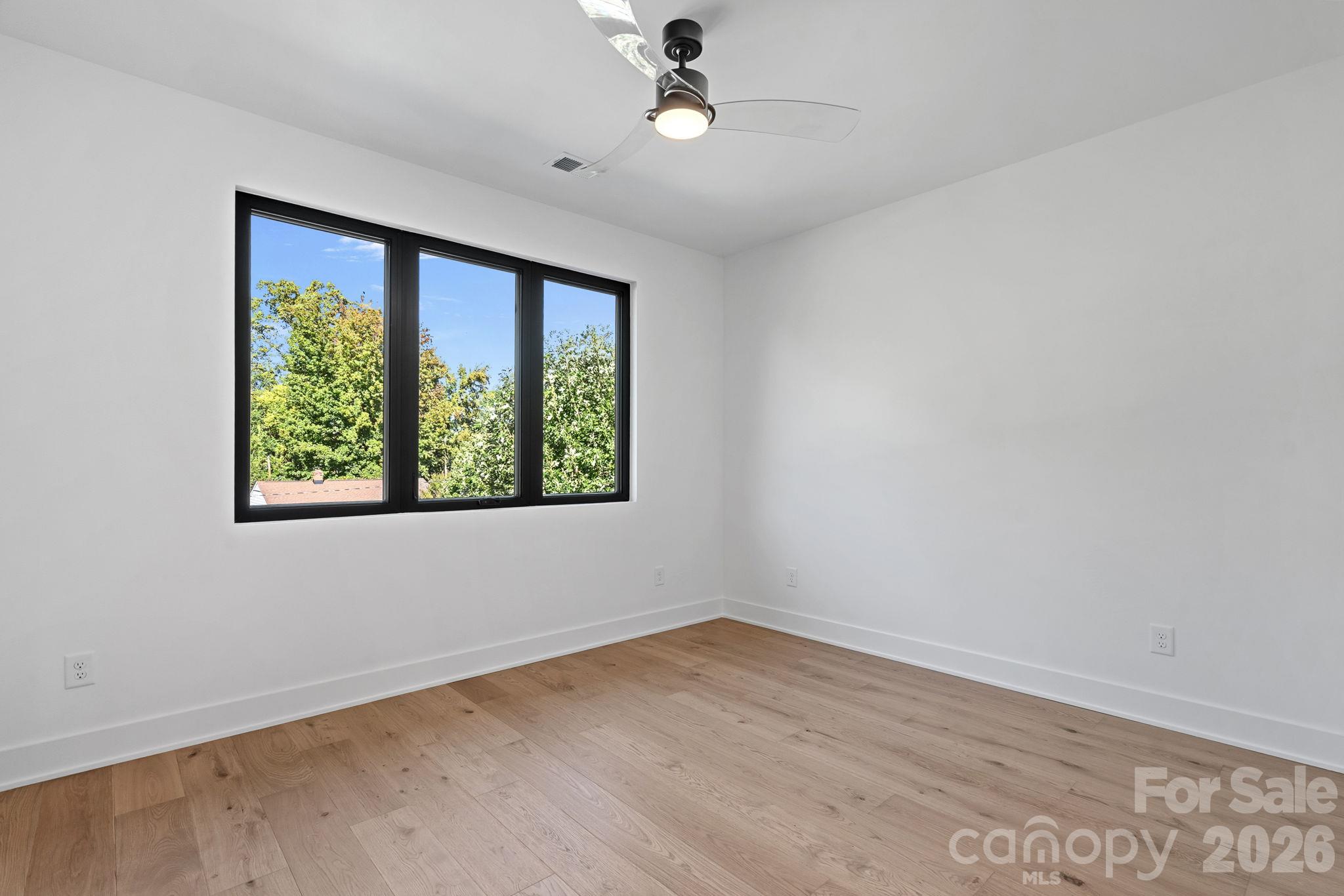 Single Family Residence at 413 Plymouth Avenue, Charlotte, photo 37 of 48