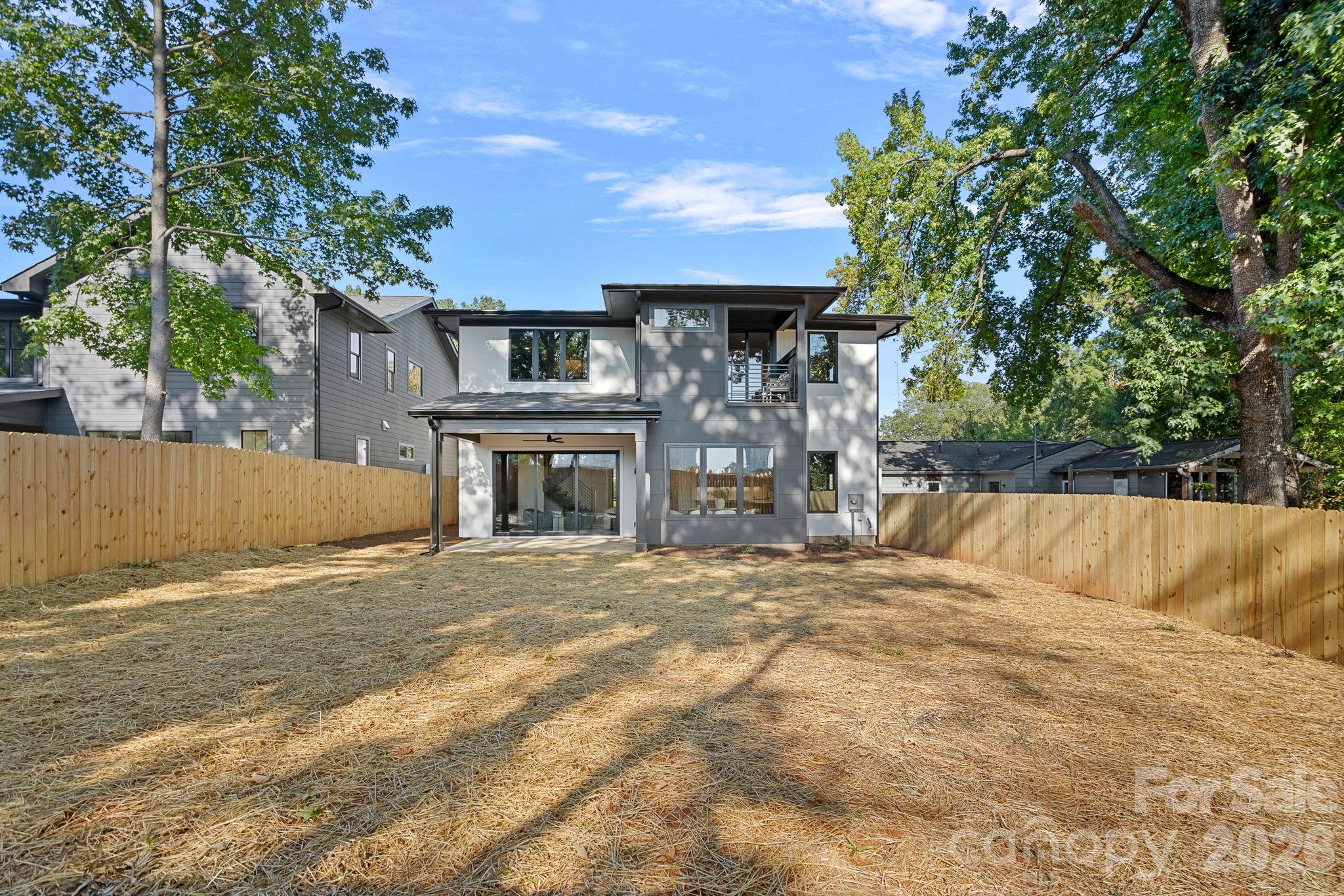 Single Family Residence at 413 Plymouth Avenue, Charlotte, photo 43 of 48