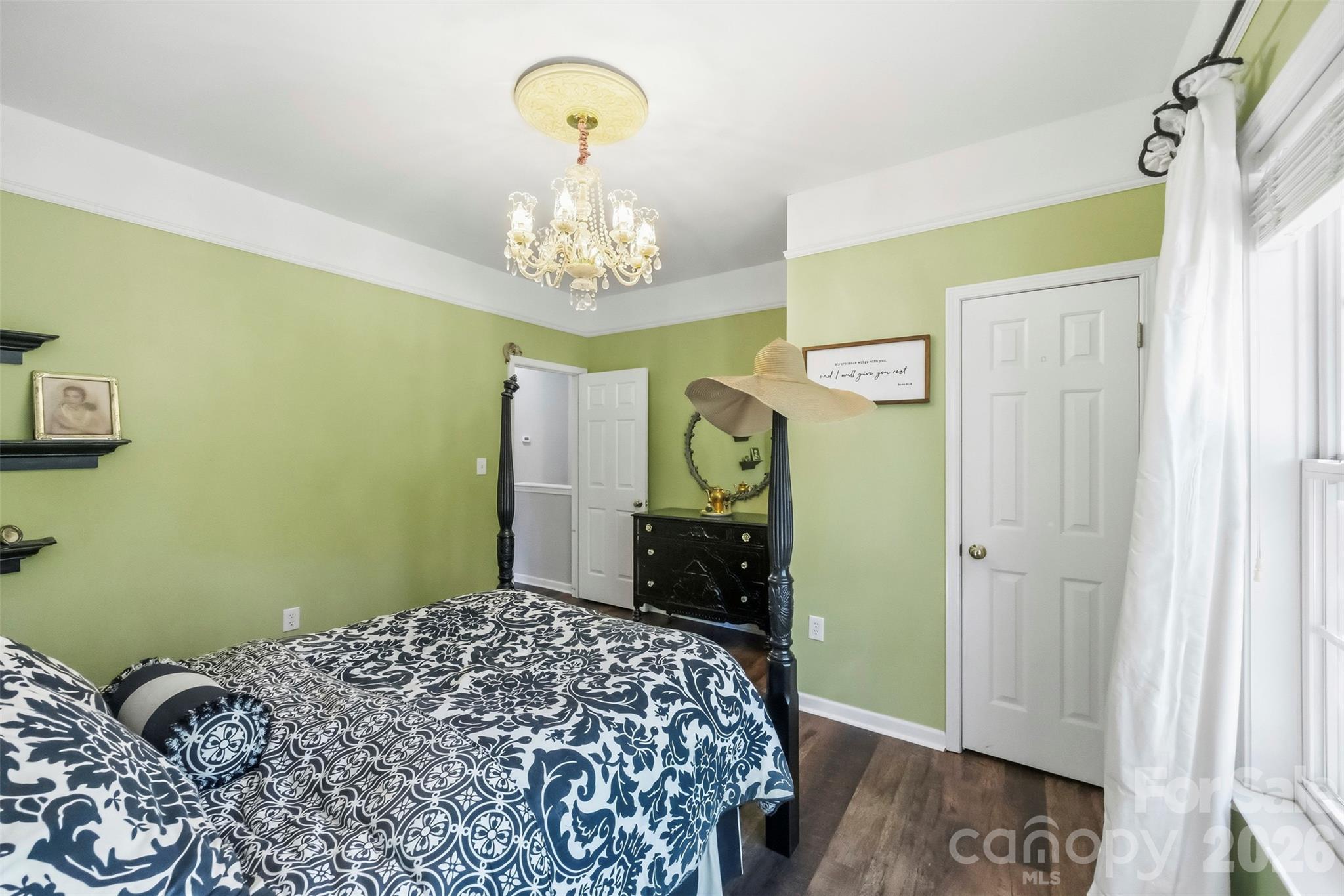 Single Family Residence at 10639 Quarrier Drive, Cornelius, photo 31 of 48