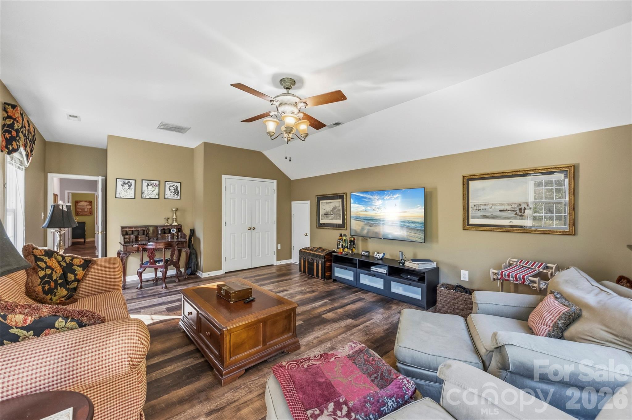 Single Family Residence at 10639 Quarrier Drive, Cornelius, photo 37 of 48