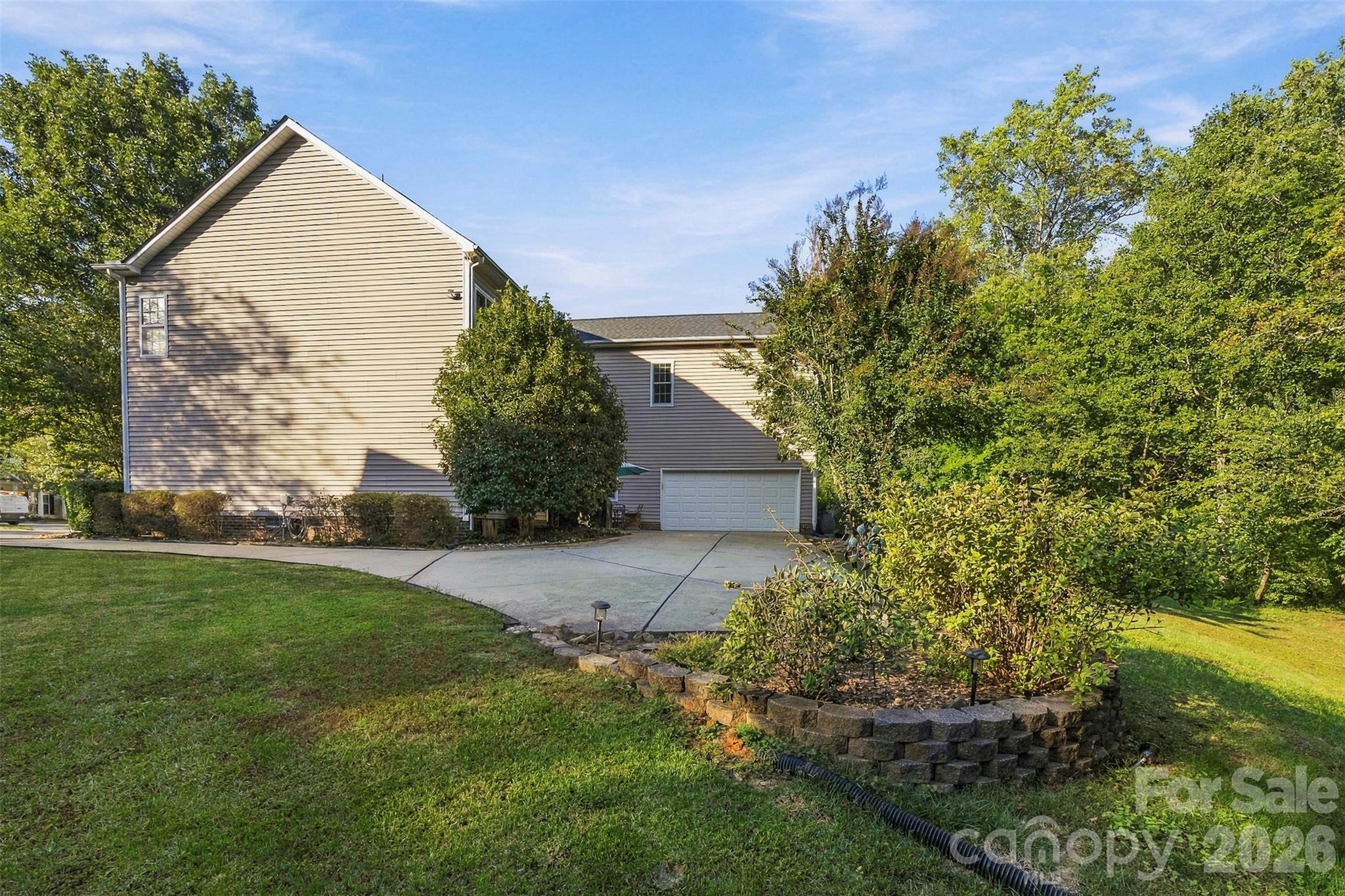 Single Family Residence at 10639 Quarrier Drive, Cornelius, photo 42 of 48