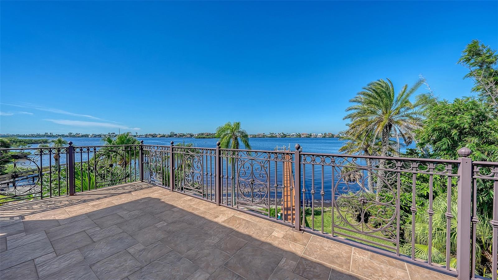 Balcony off 2nd floor owners suite - 2115 LYCHEE LN, NOKOMIS