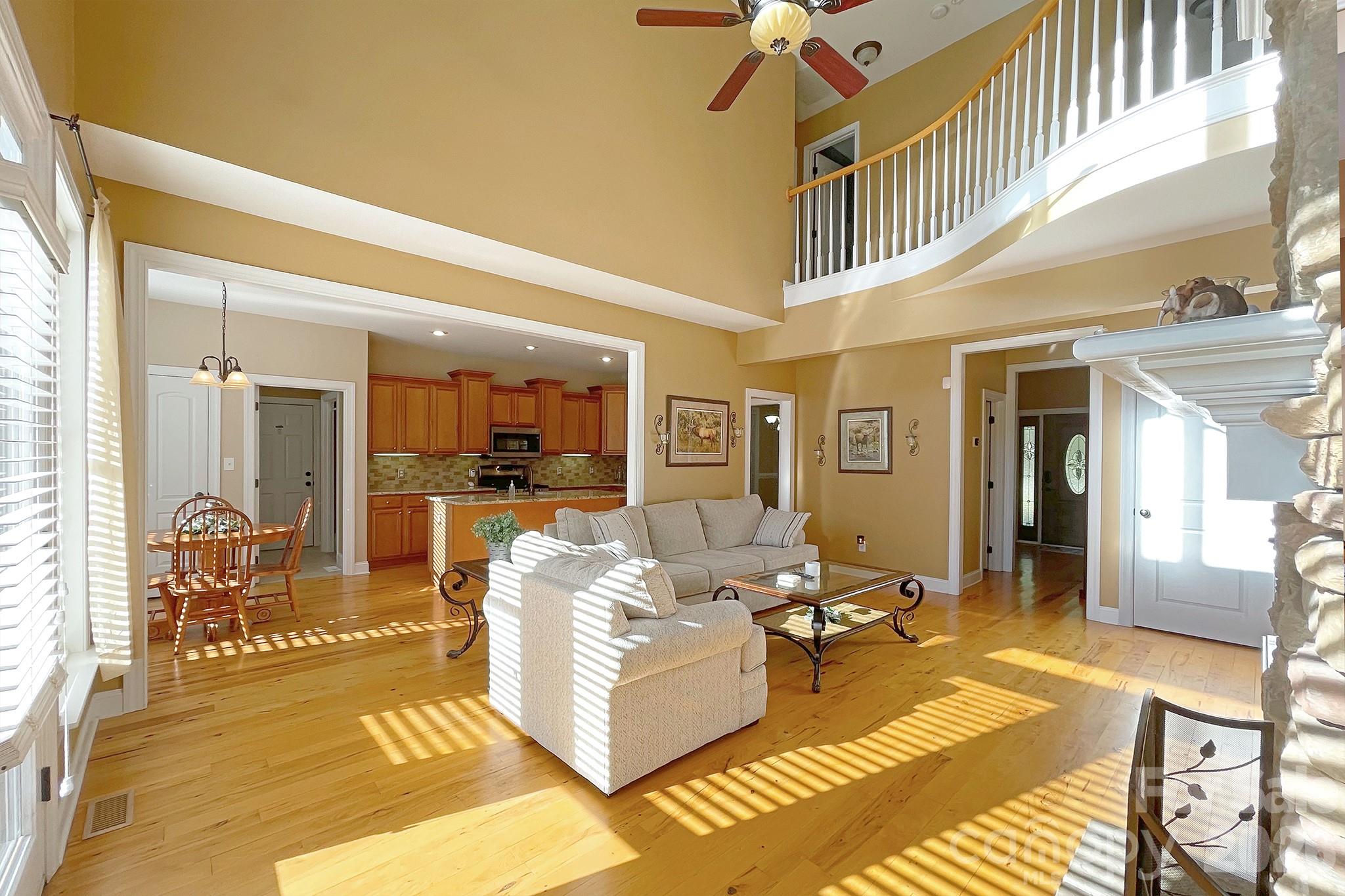 Curved Railing Above Great Room - 132 Monarch Lane, Mooresville