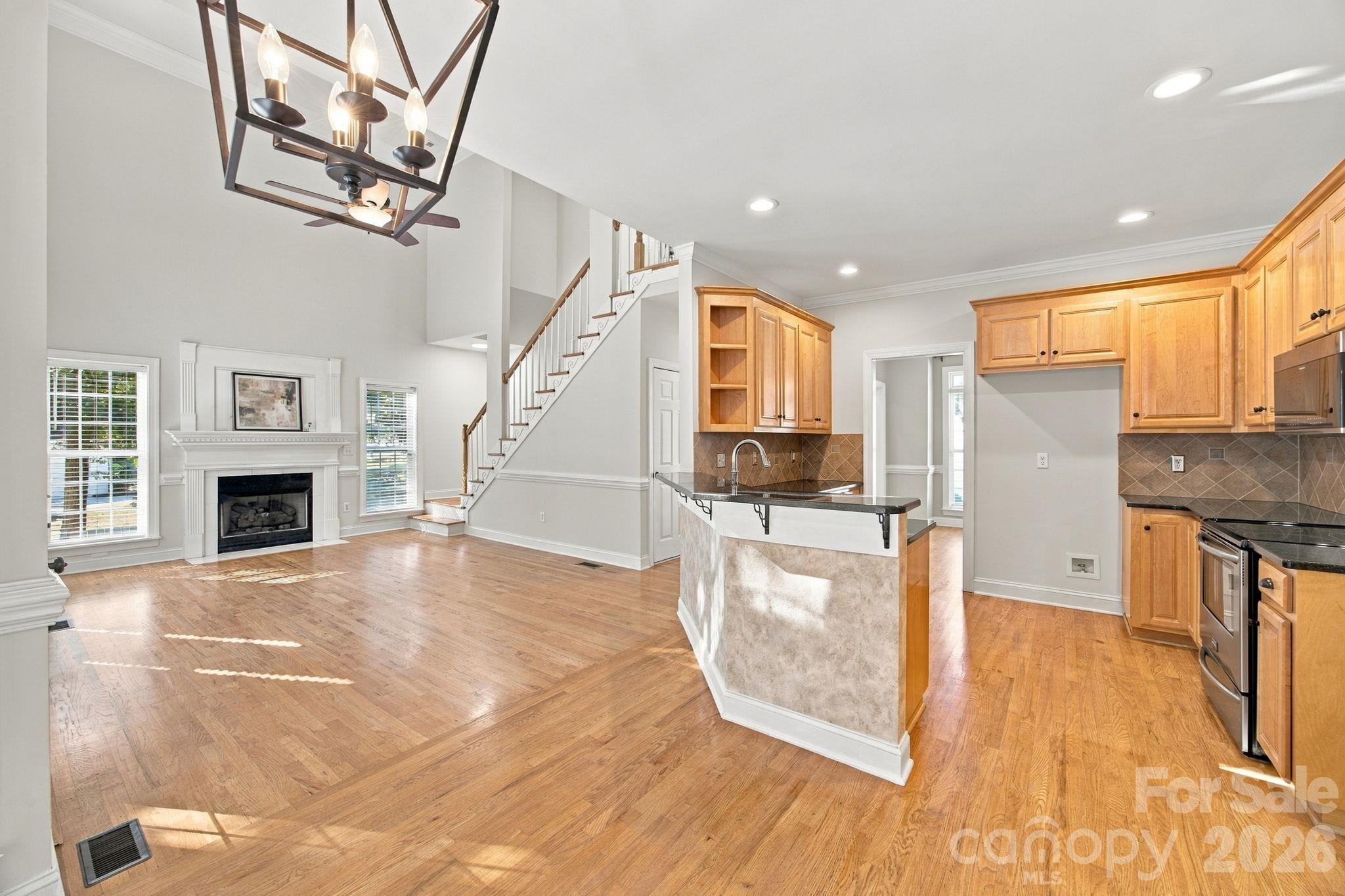 Single Family Residence at 214 Harbor Landing Drive, Mooresville, photo 12 of 42