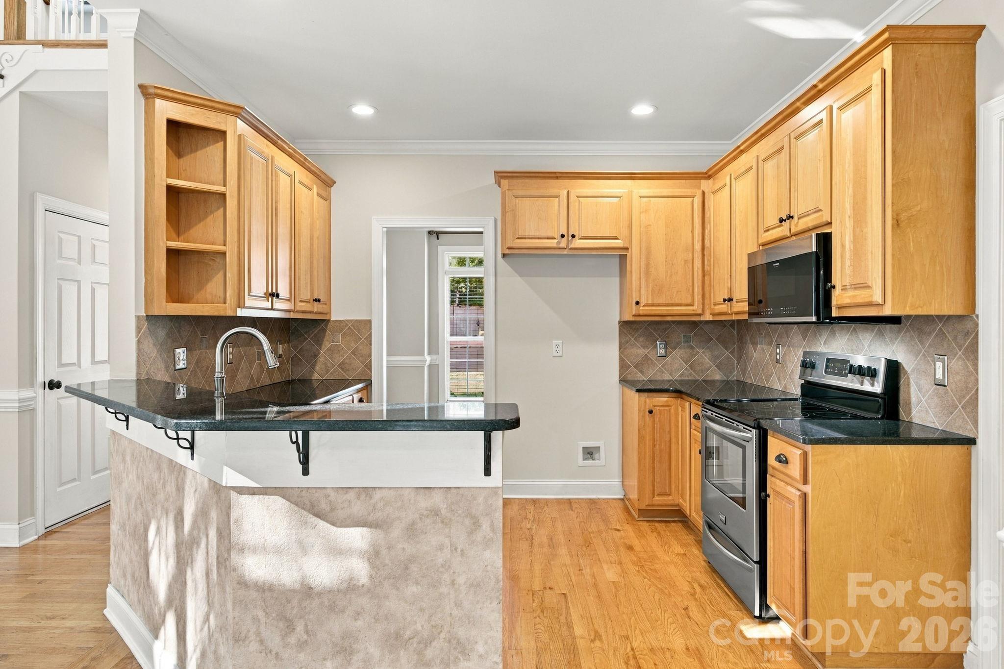 Single Family Residence at 214 Harbor Landing Drive, Mooresville, photo 13 of 42