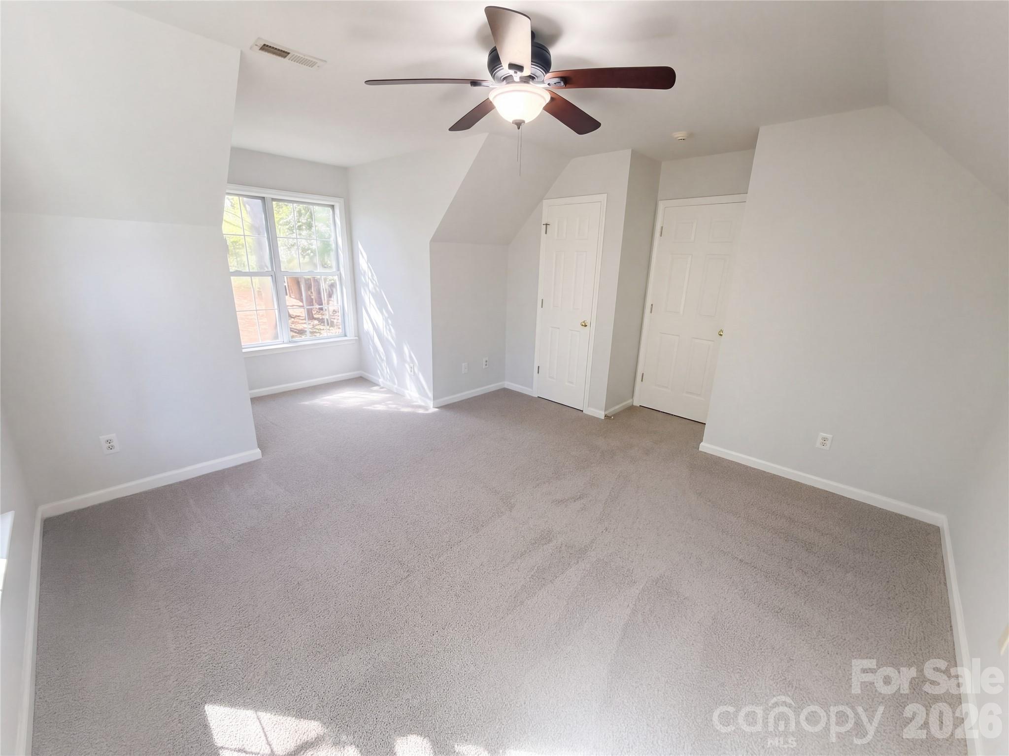 Single Family Residence at 8303 Poplar Grove Circle, Waxhaw, photo 18 of 37