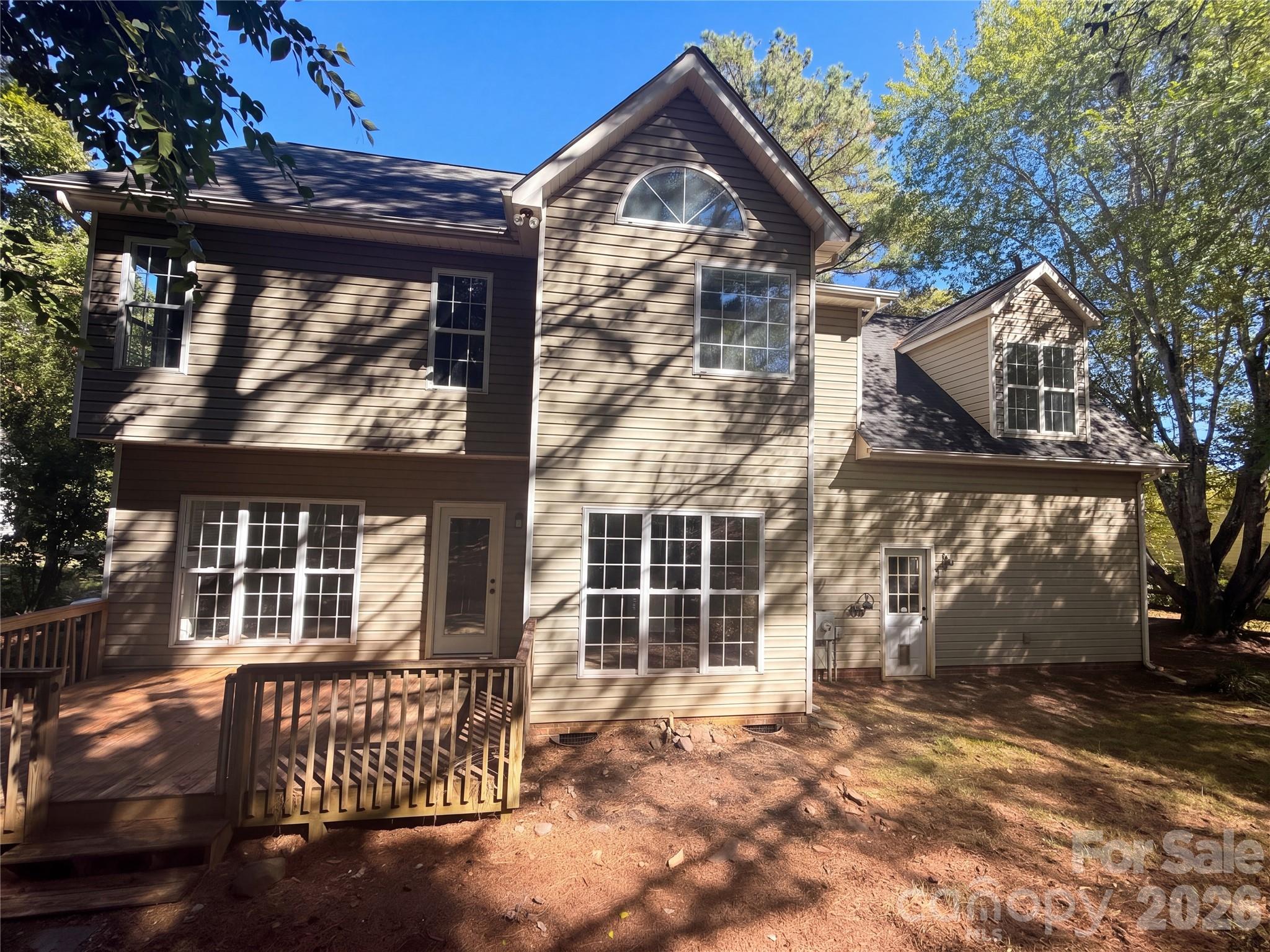 Single Family Residence at 8303 Poplar Grove Circle, Waxhaw, photo 32 of 37