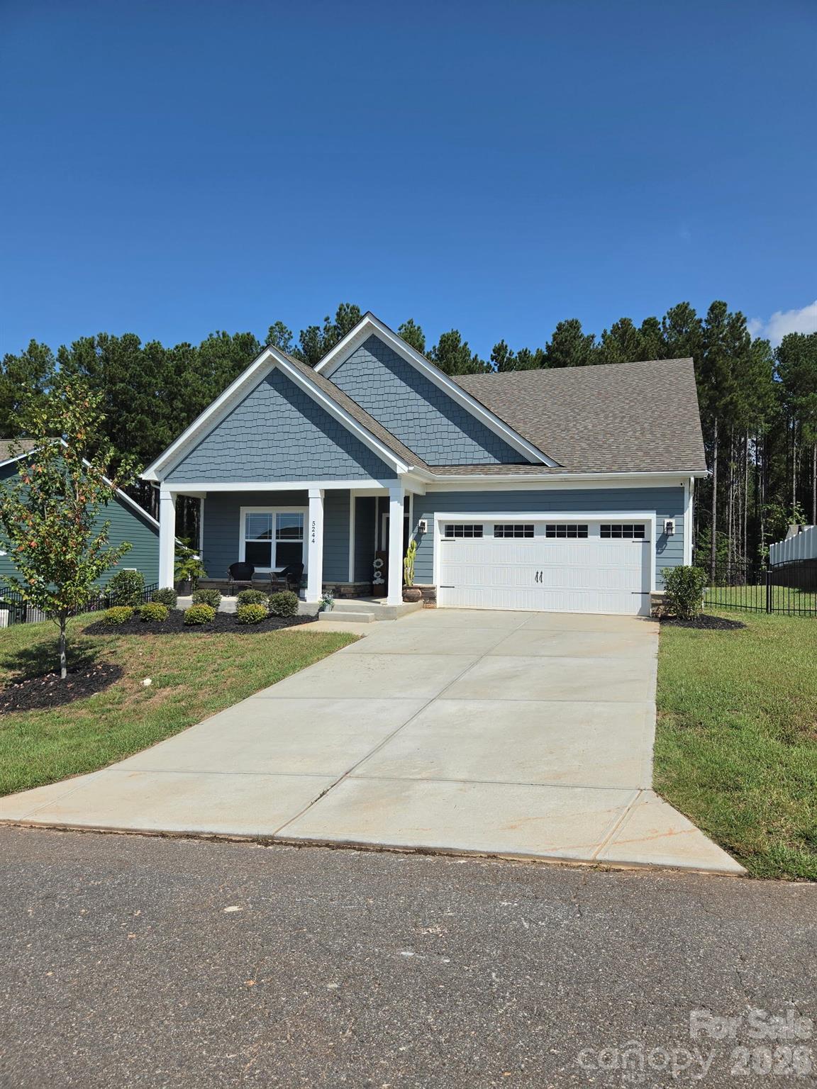 5244 Admirals Landing