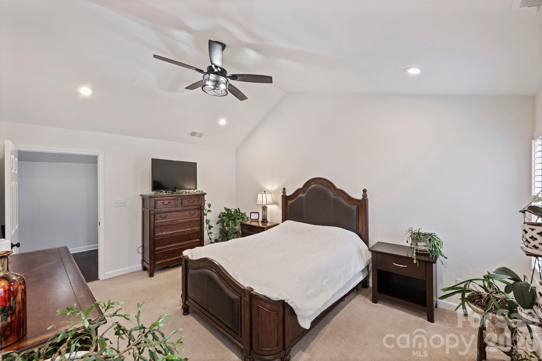 Condominium at 500 N Poplar Street, Charlotte, photo 19 of 35