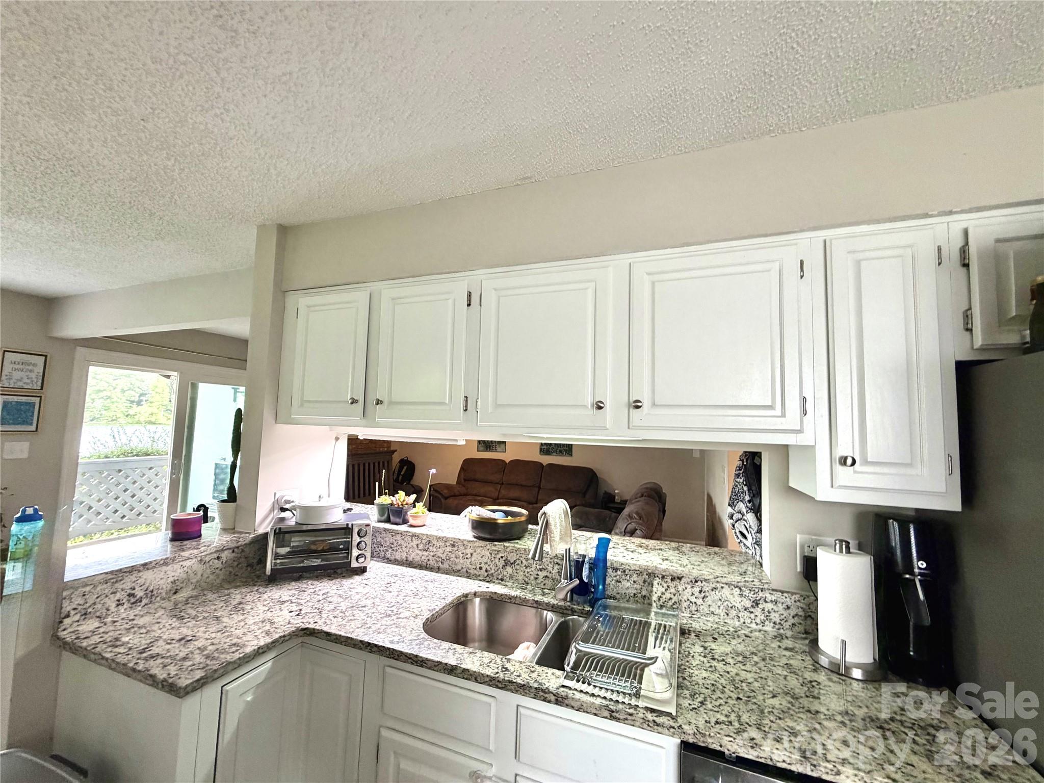 Condominium at 5867 Harris Grove Lane, Charlotte, photo 12 of 24