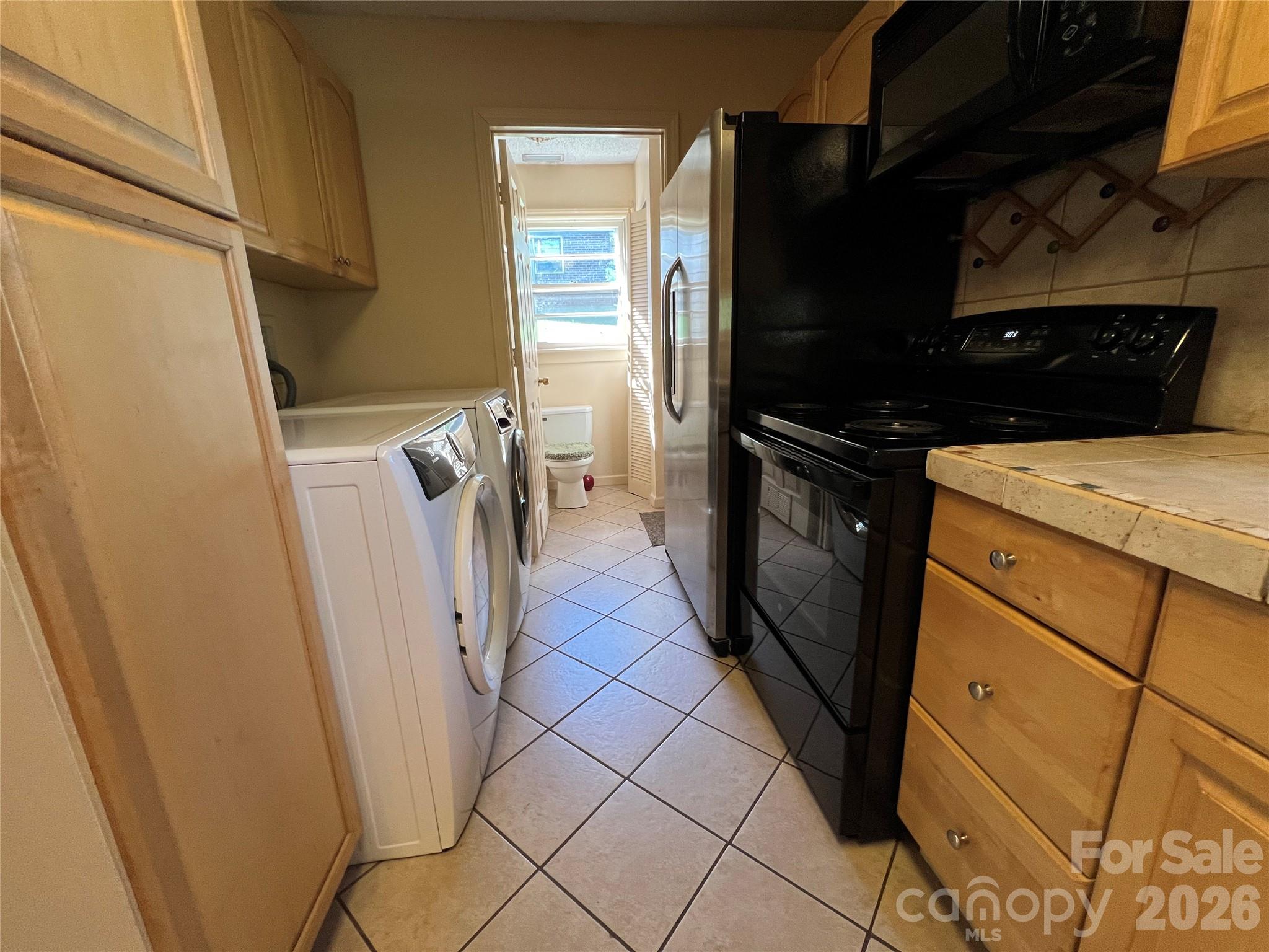 Single Family Residence at 247 Seitz Drive, Forest City, photo 7 of 22