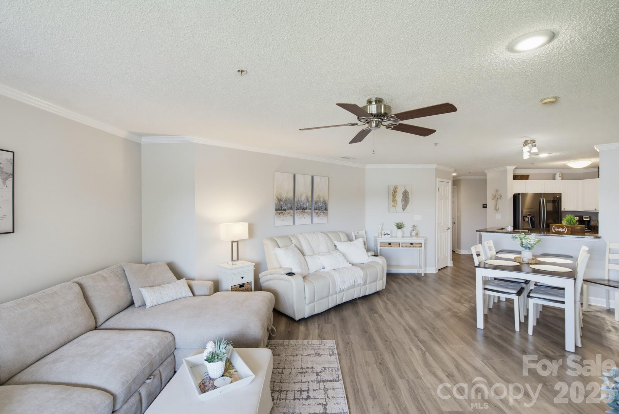 Condominium at 1338 Torrence Circle, Davidson, photo 11 of 48