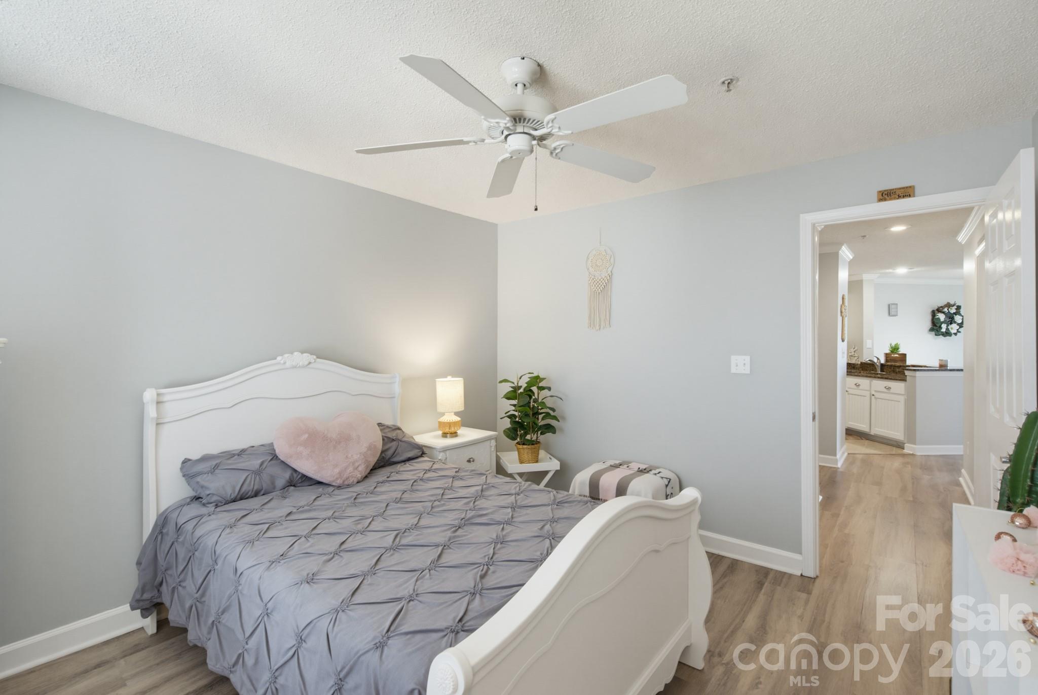 Condominium at 1338 Torrence Circle, Davidson, photo 24 of 48