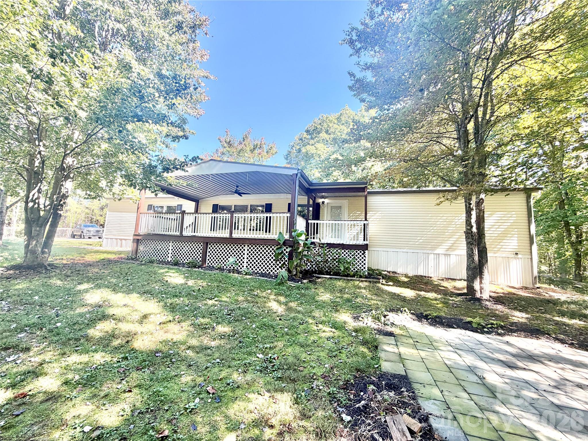 Single Family Residence at 267 Dishmon Family Drive, Statesville, photo 2 of 38