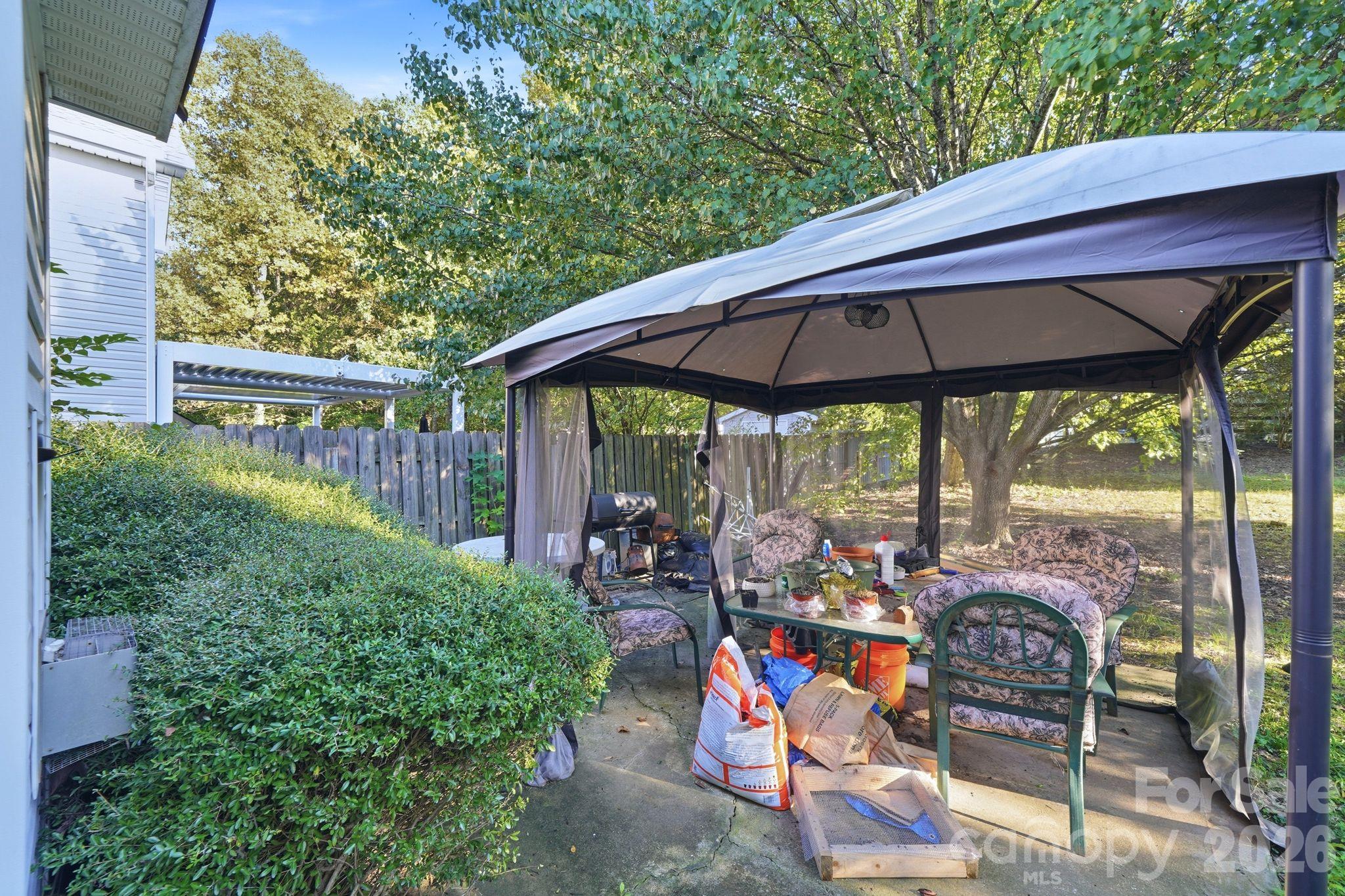 Single Family Residence at 10212 Billingham Drive, Charlotte, photo 12 of 44