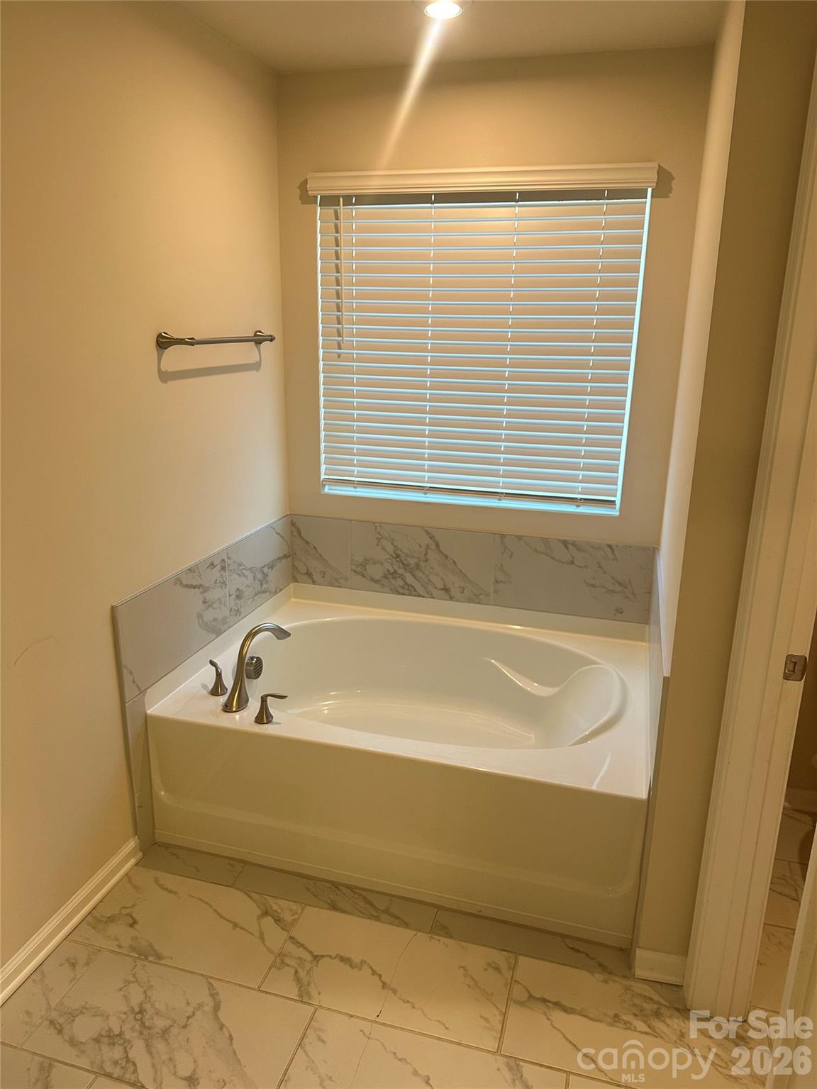 Townhouse at 9021 Northfield Crossing Drive, Charlotte, photo 14 of 23