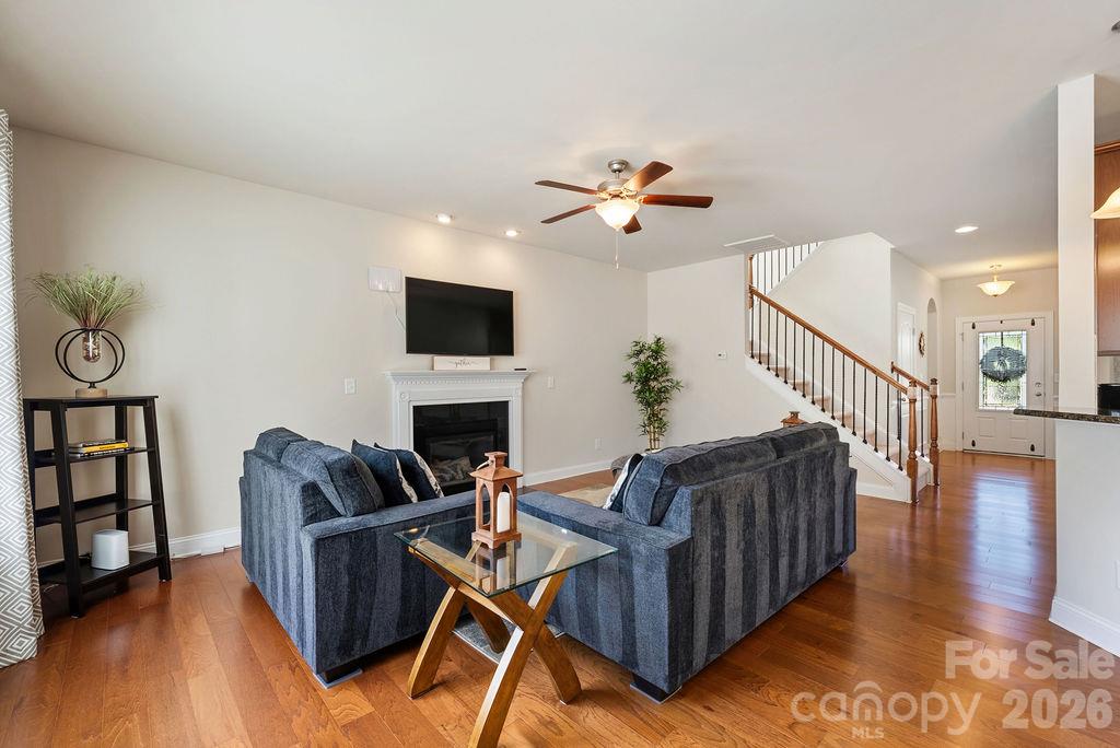 Single Family Residence at 7810 Grove Hall Avenue, Mint Hill, photo 11 of 38
