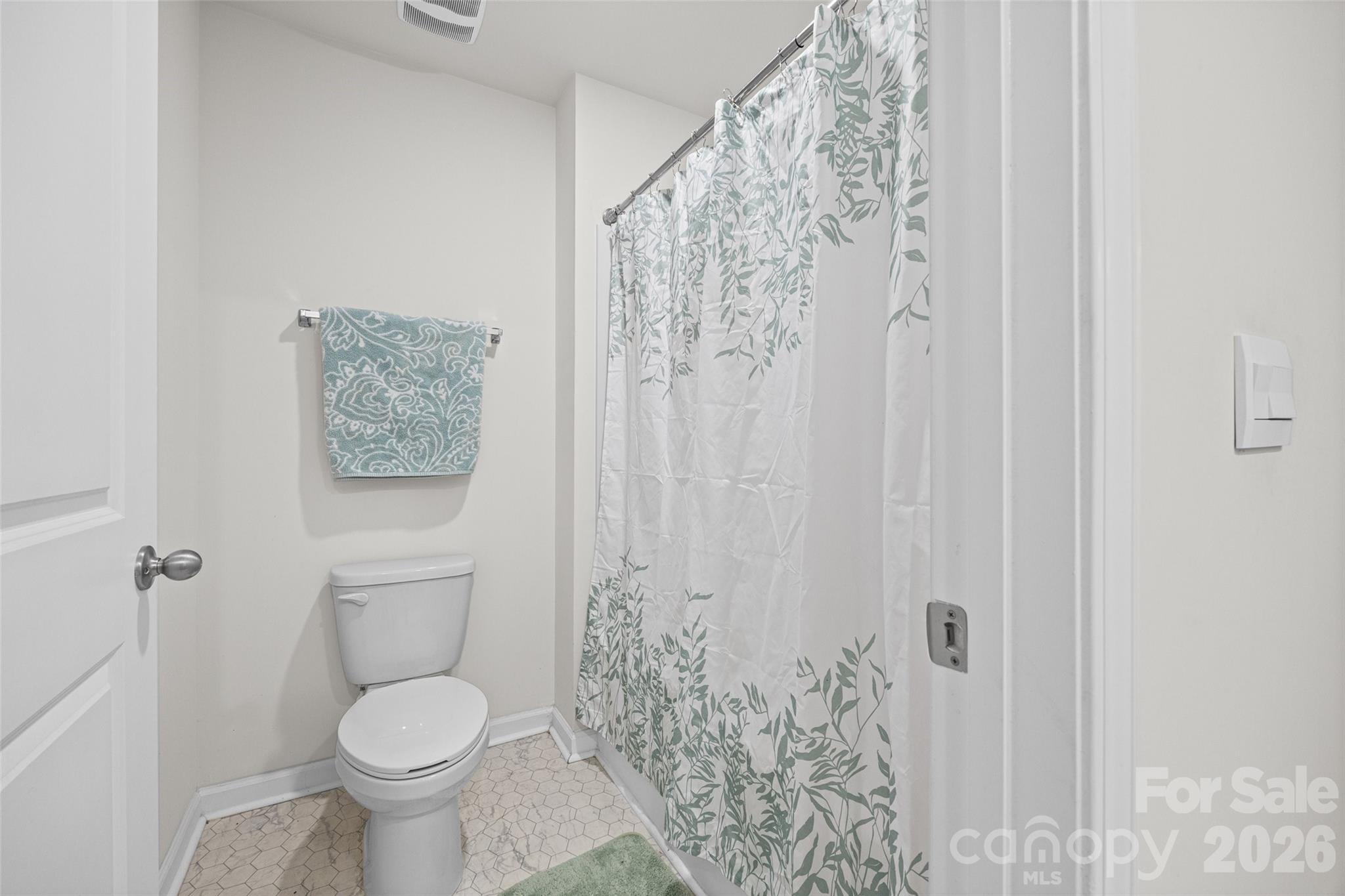 Single Family Residence at 3623 Azalea Ridge Drive, Mount Holly, photo 20 of 31