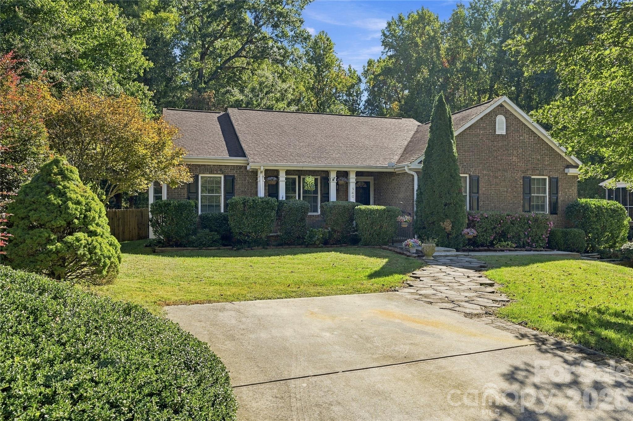Single Family Residence at 380 Reed Creek Road, Mooresville, photo 2 of 44