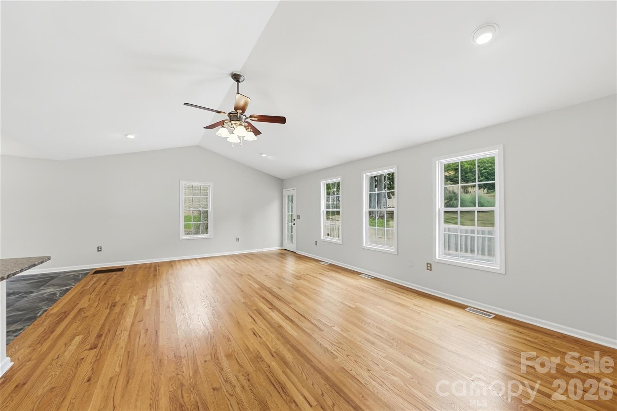 Single Family Residence at 192 Olympia Drive, Mooresville, photo 2 of 27