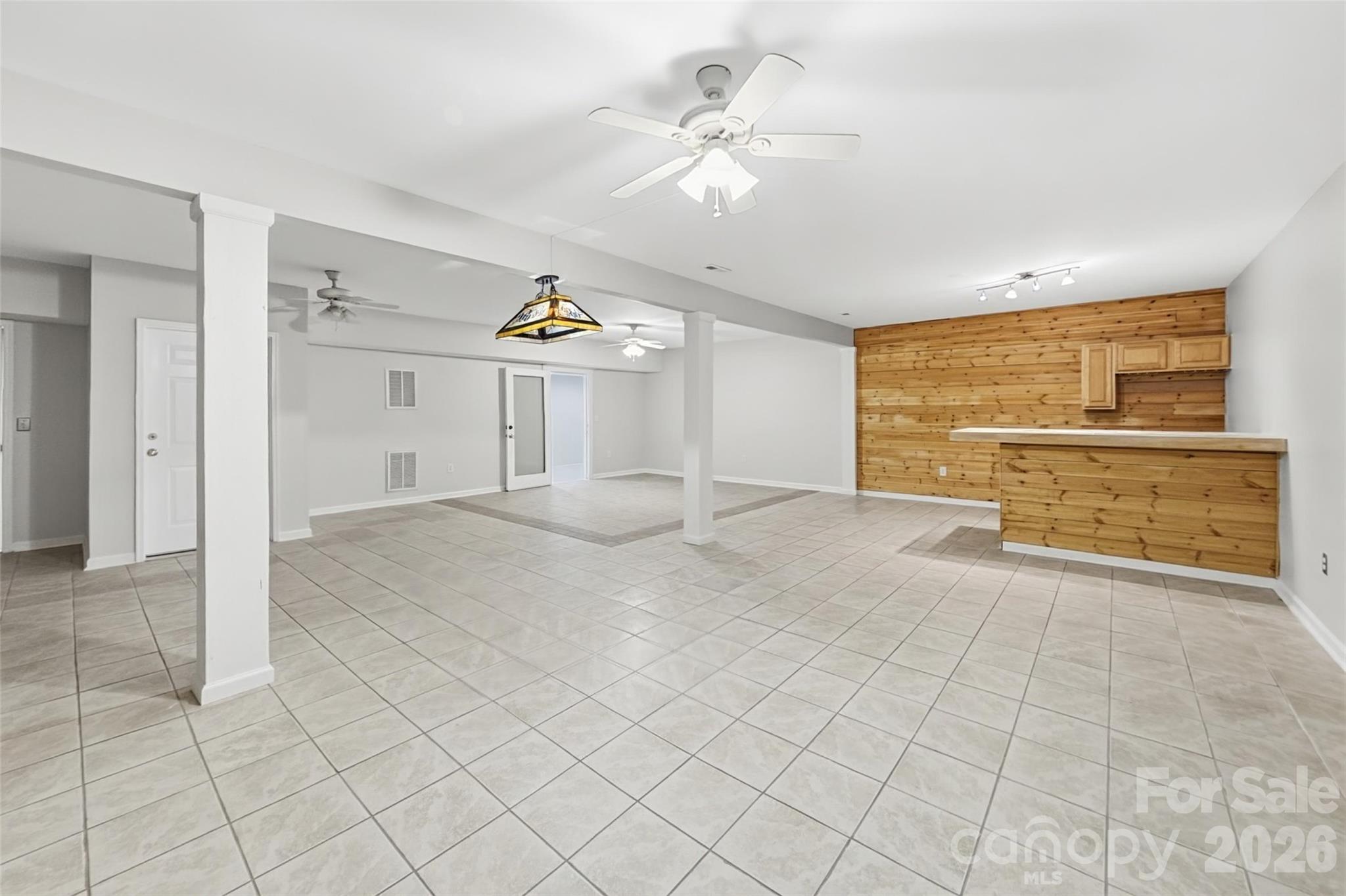 Single Family Residence at 192 Olympia Drive, Mooresville, photo 20 of 27