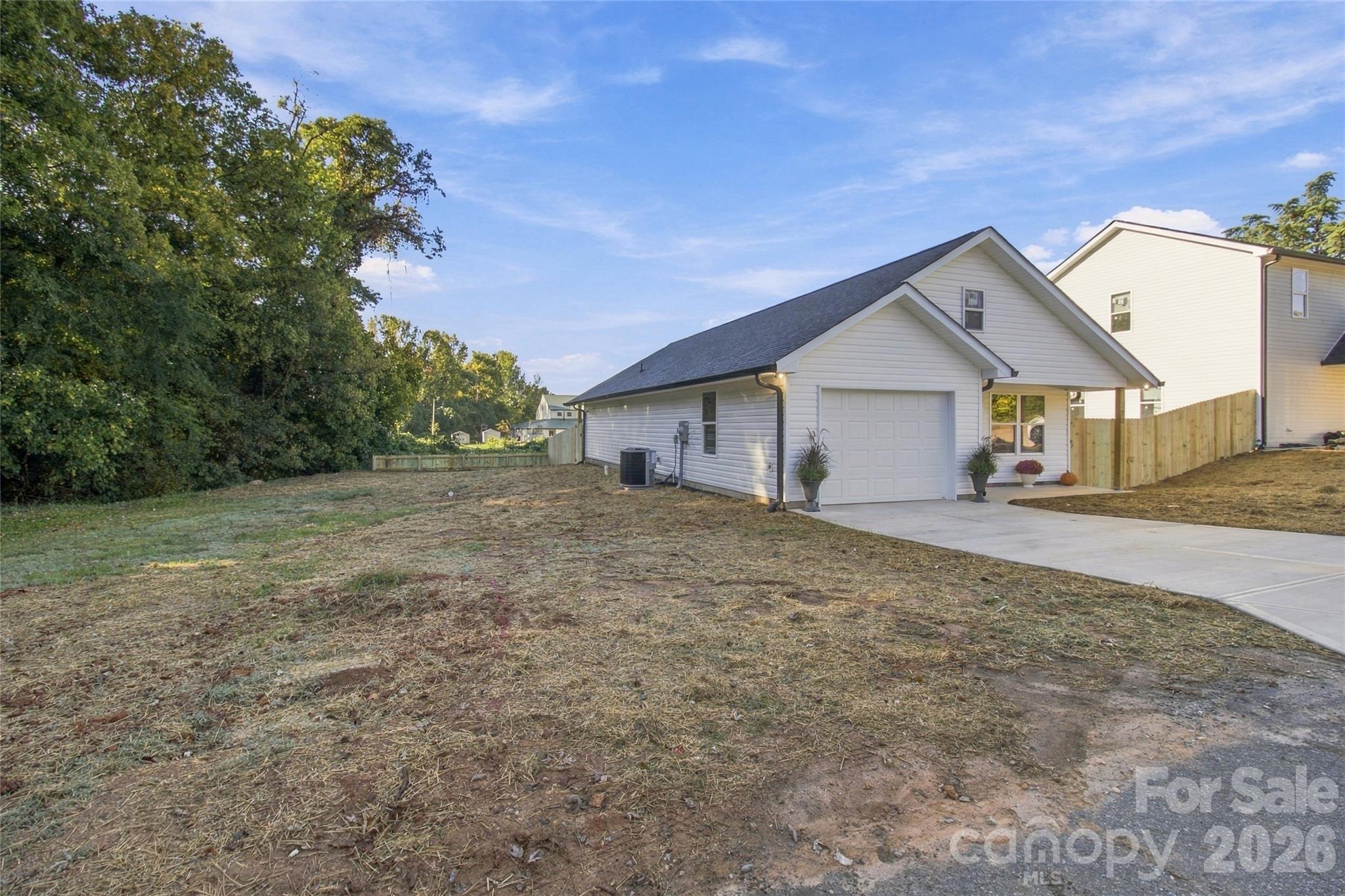 Single Family Residence at 391 Brief Avenue SW, Concord, photo 2 of 26