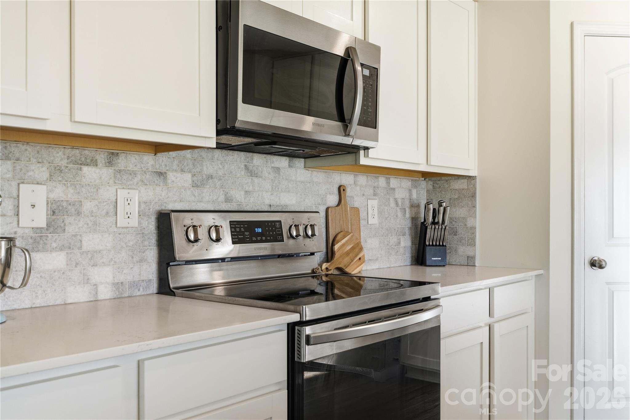 Single Family Residence at 1170 Columbus Trail, Denver, photo 14 of 34
