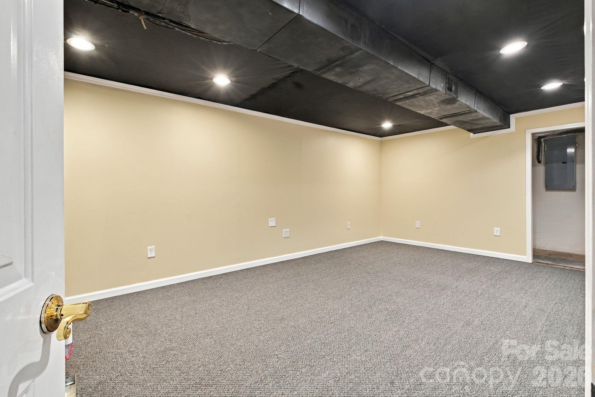 bonus room - 1270 Berra Place, Hickory