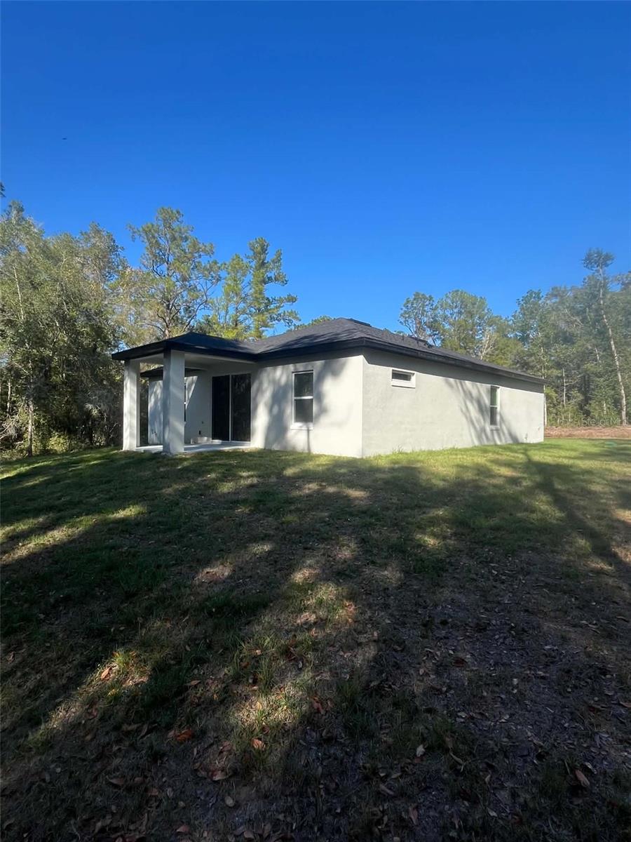 Single Family Residence at 524 E AVONDALE DR, DUNNELLON, photo 6 of 42