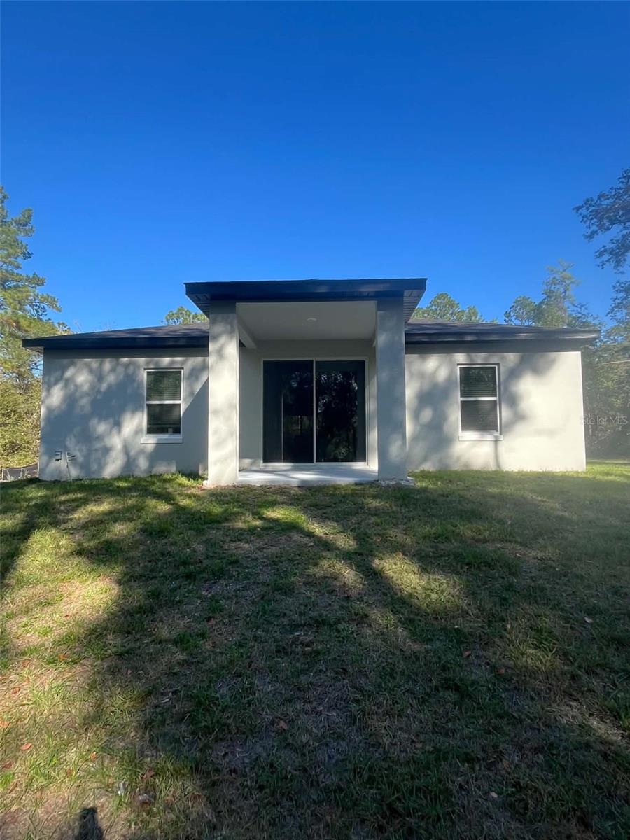 Single Family Residence at 524 E AVONDALE DR, DUNNELLON, photo 10 of 42