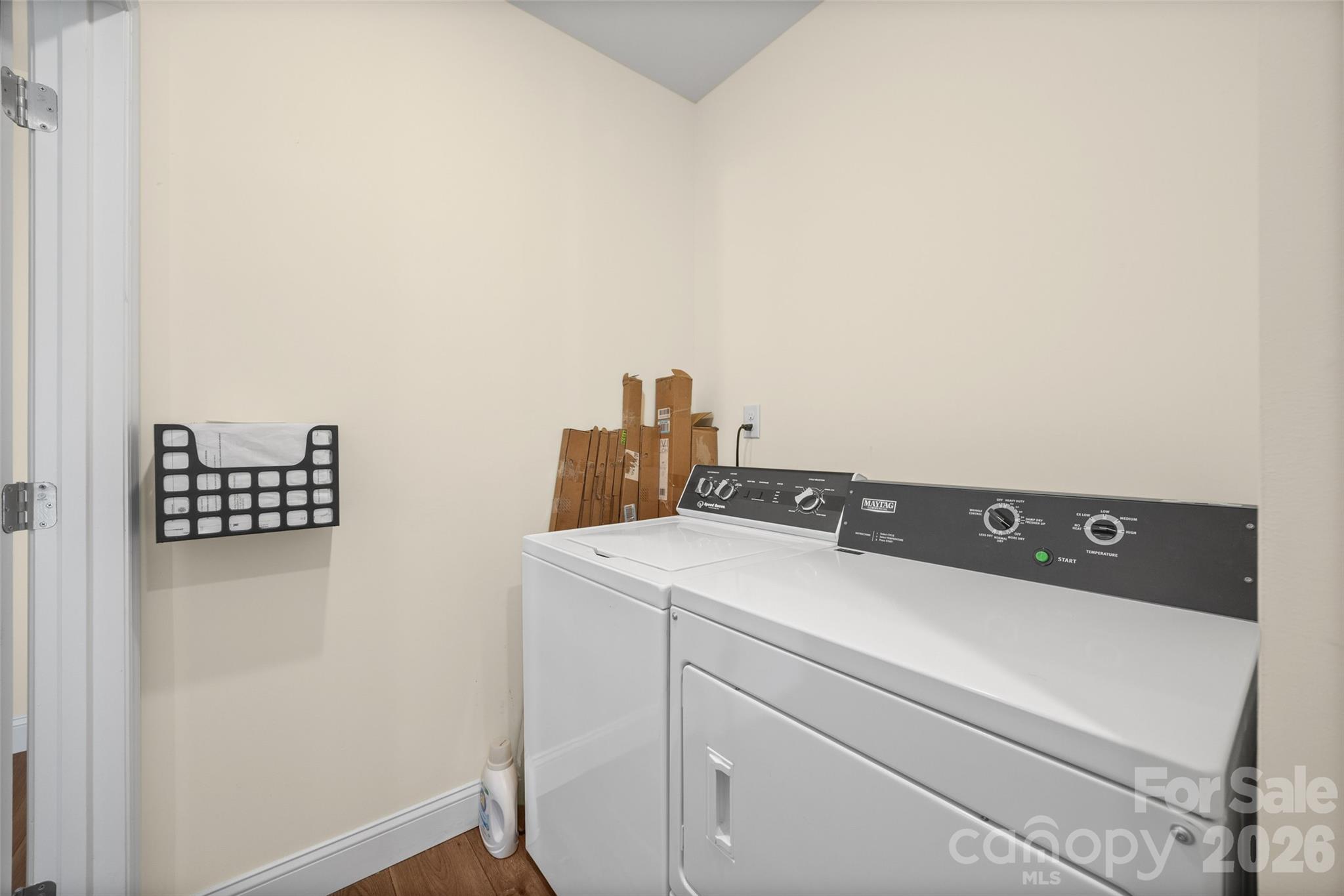 Office flex space laundry room. - 3117 Monte Drive, Monroe