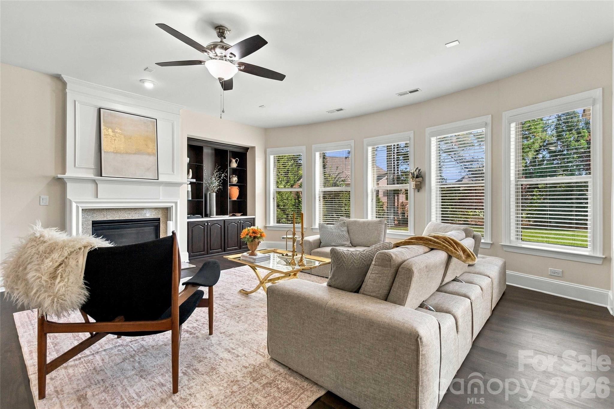 Single Family Residence at 18317 Lilliesleaf Glenn Lane, Charlotte, photo 11 of 48