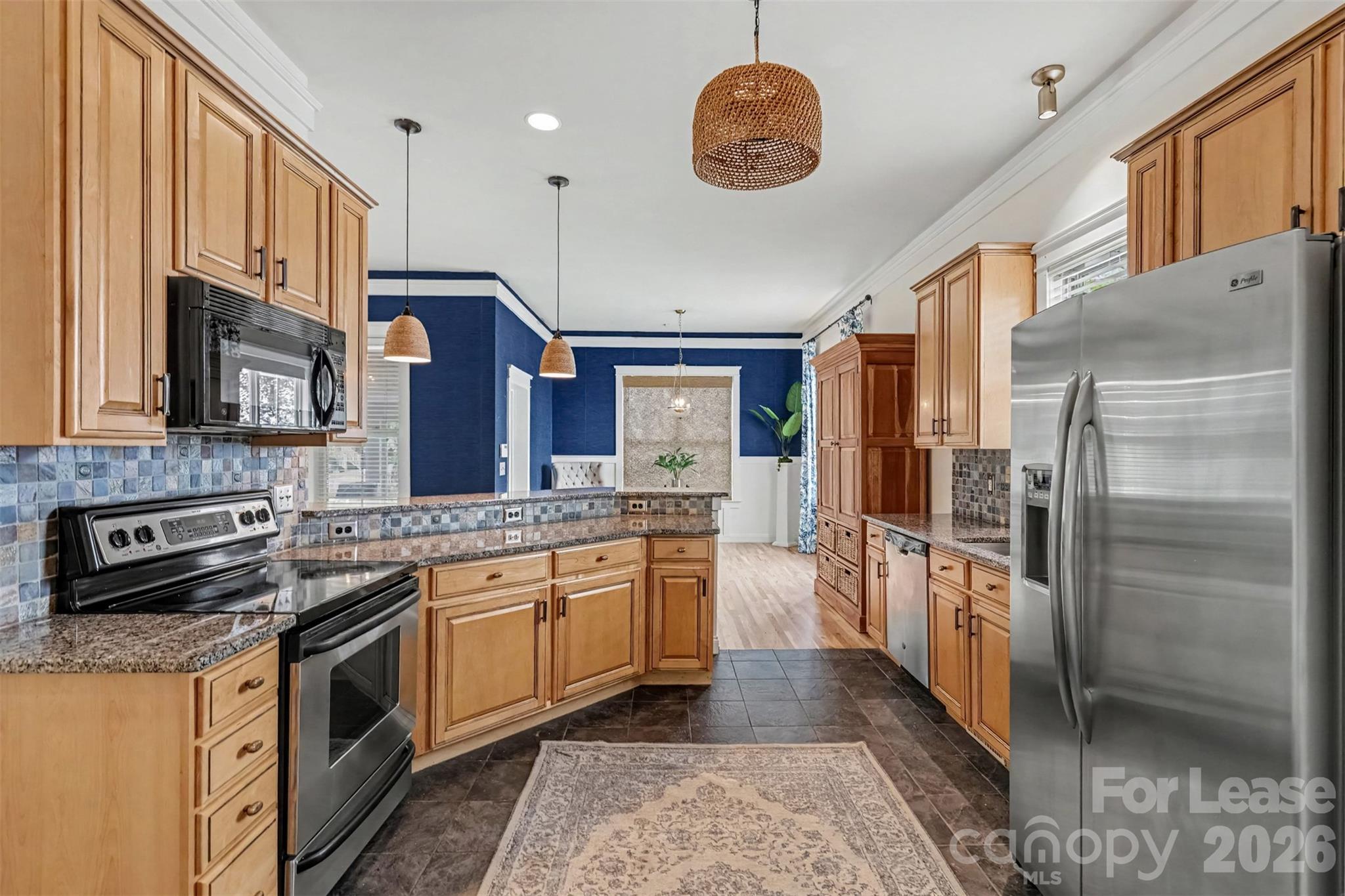 Single Family Residence at 17505 Calverton Road, Huntersville, photo 10 of 43