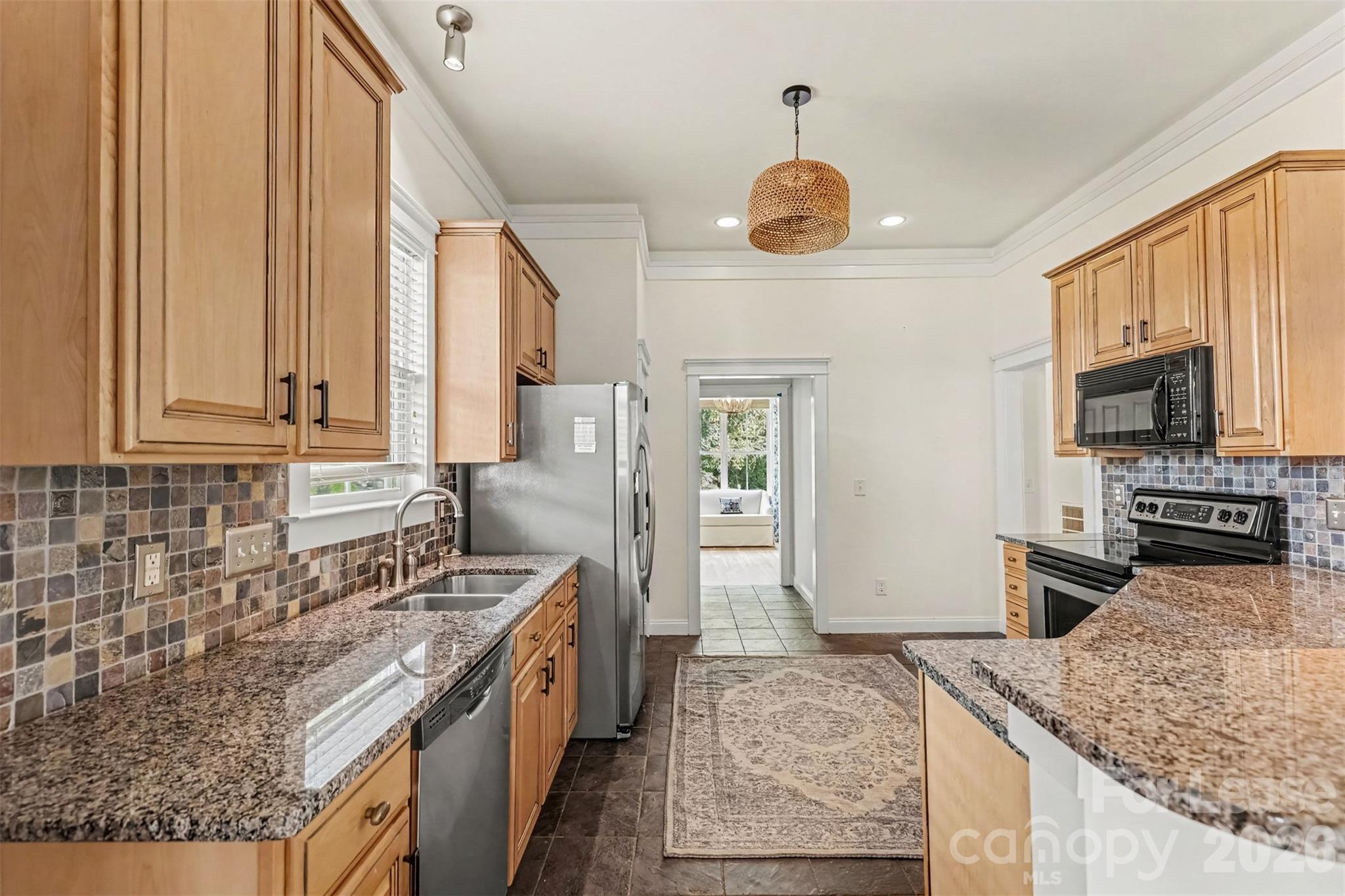 Single Family Residence at 17505 Calverton Road, Huntersville, photo 13 of 43