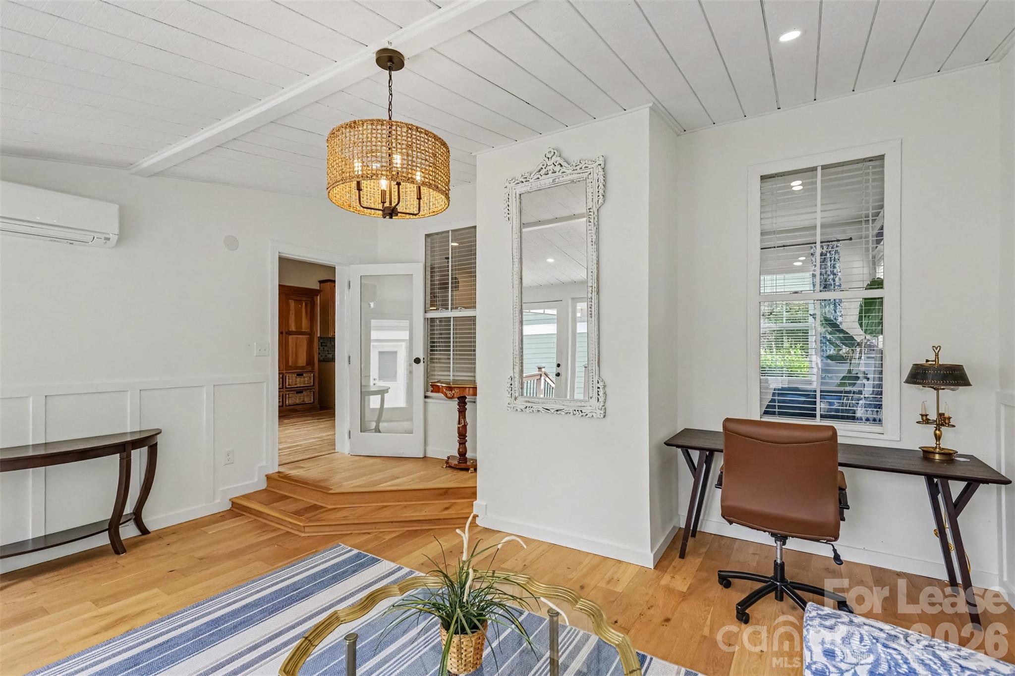 Single Family Residence at 17505 Calverton Road, Huntersville, photo 21 of 43