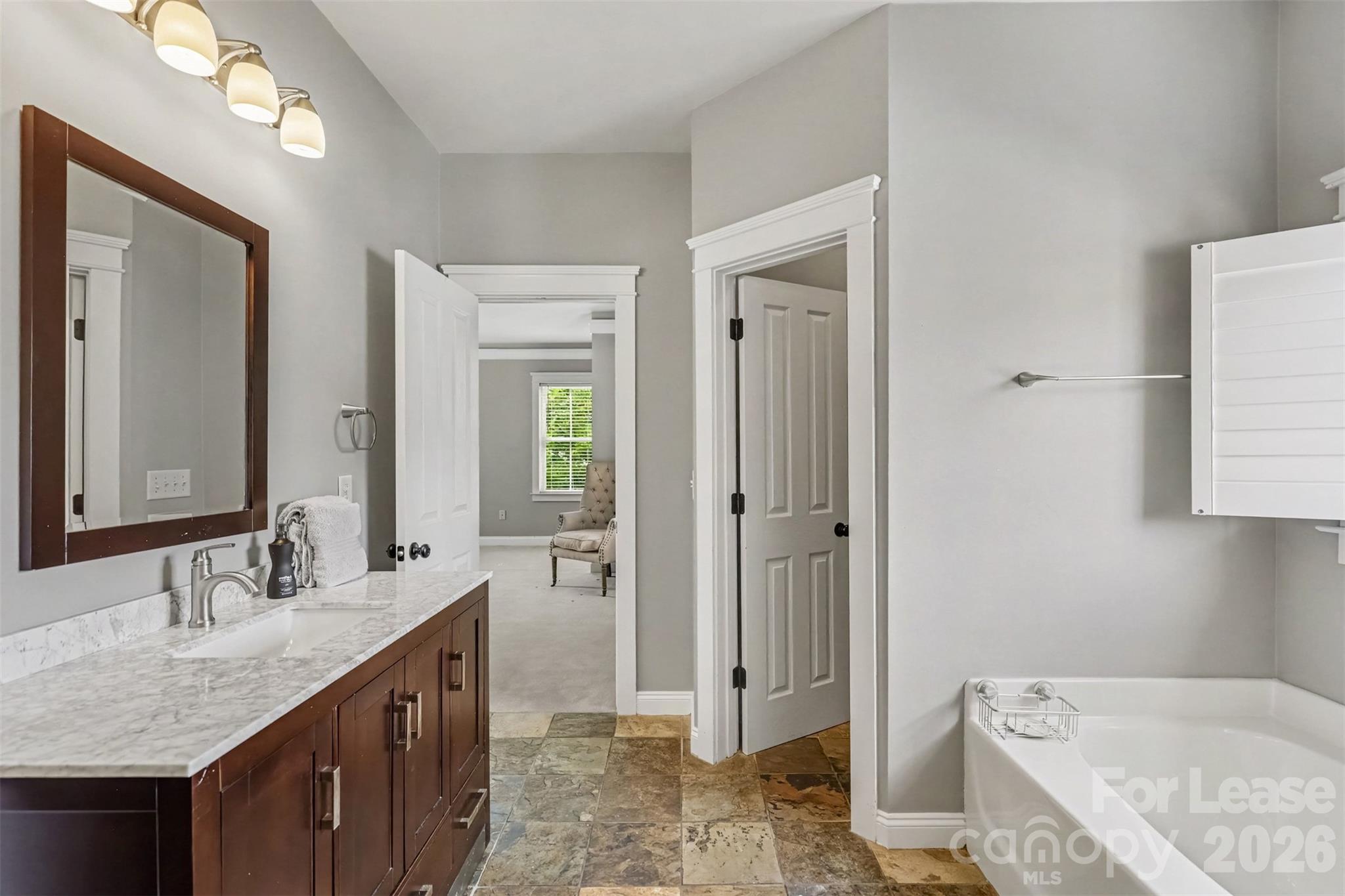 Single Family Residence at 17505 Calverton Road, Huntersville, photo 28 of 43