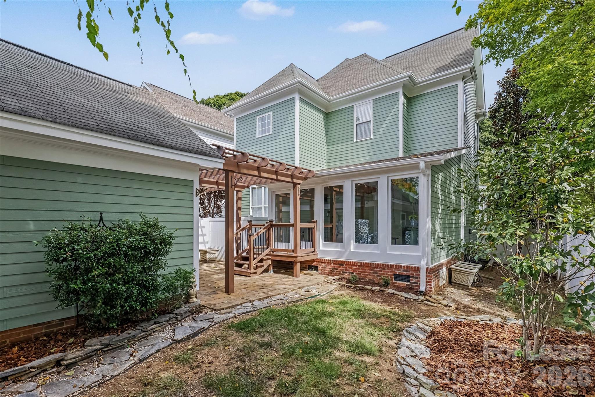 Single Family Residence at 17505 Calverton Road, Huntersville, photo 39 of 43