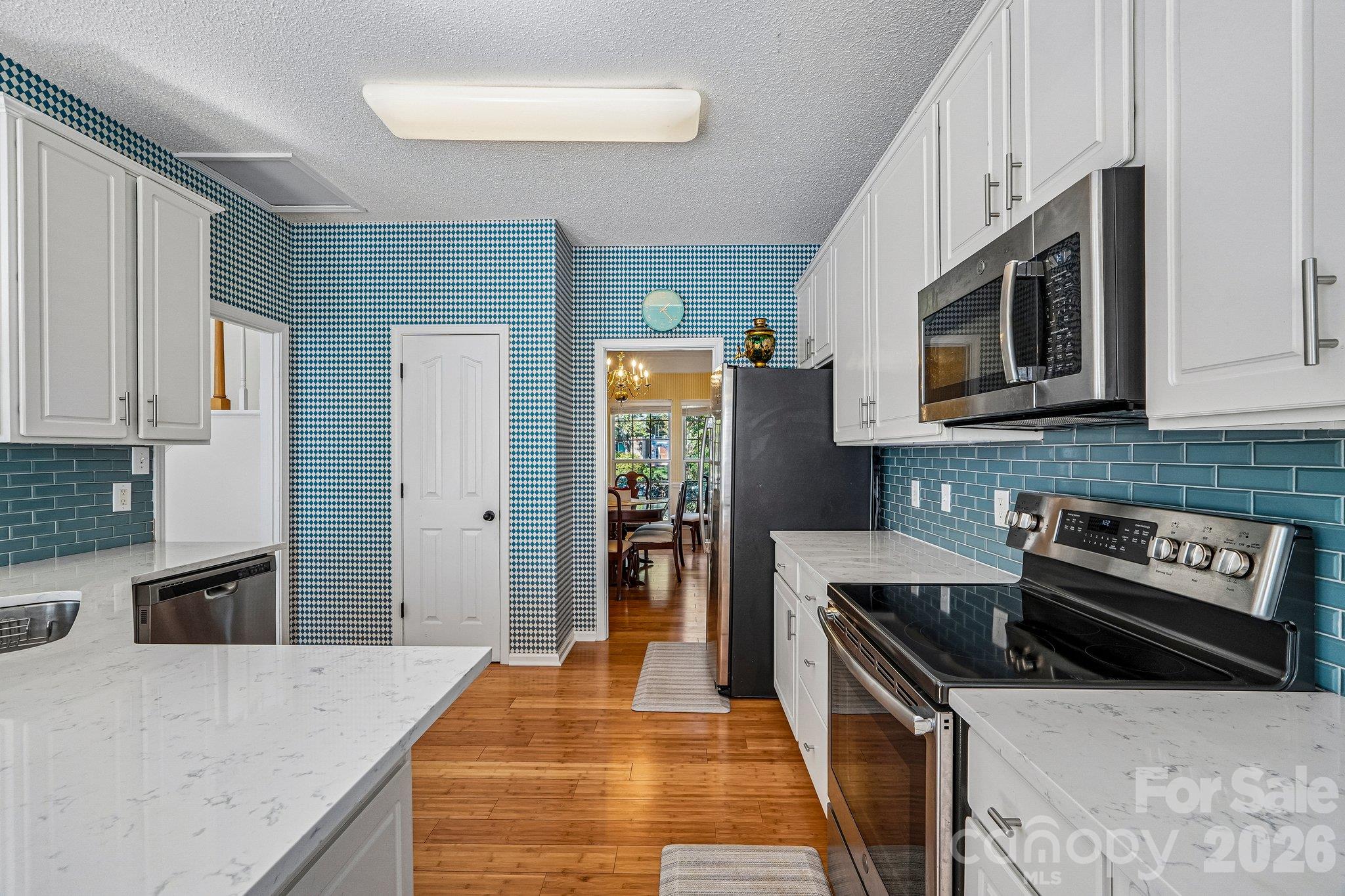 Updated appliances - 11207 Livingston Mill Road, Charlotte